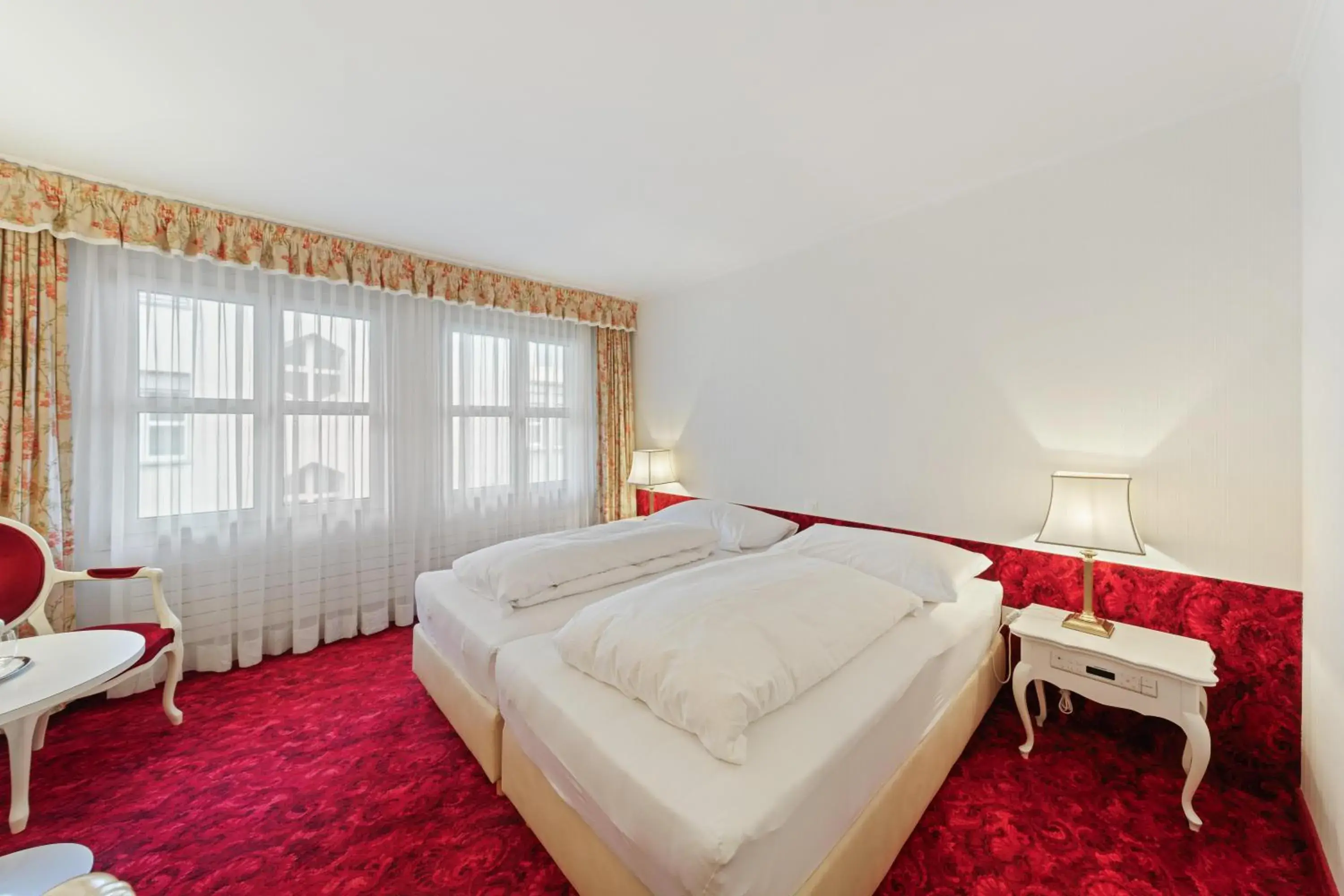 Double Room with Garden View in Hotel Mozart Double Room with Garden View in Hotel Mozart