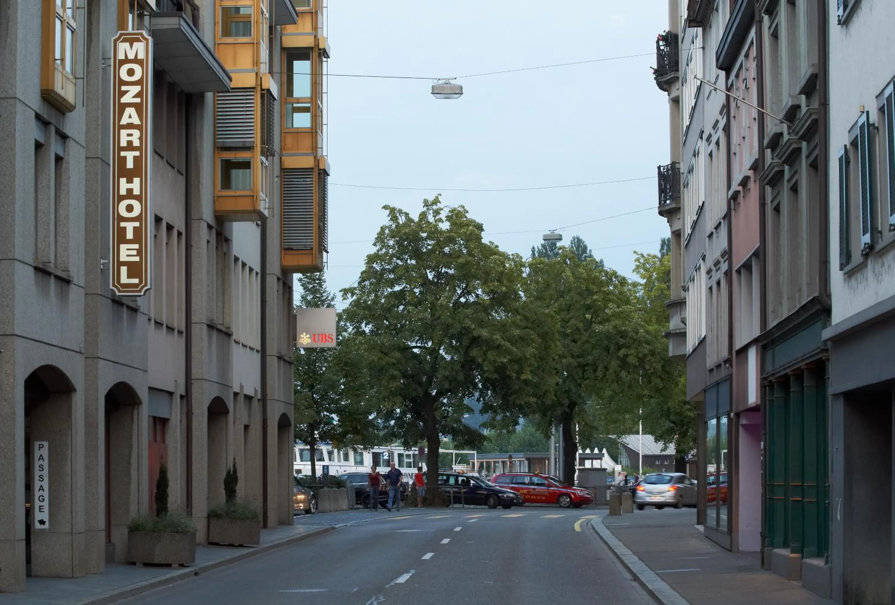 Facade/entrance in Hotel Mozart