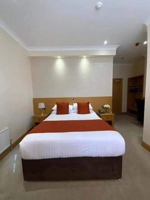Bed in Victoria Hotel