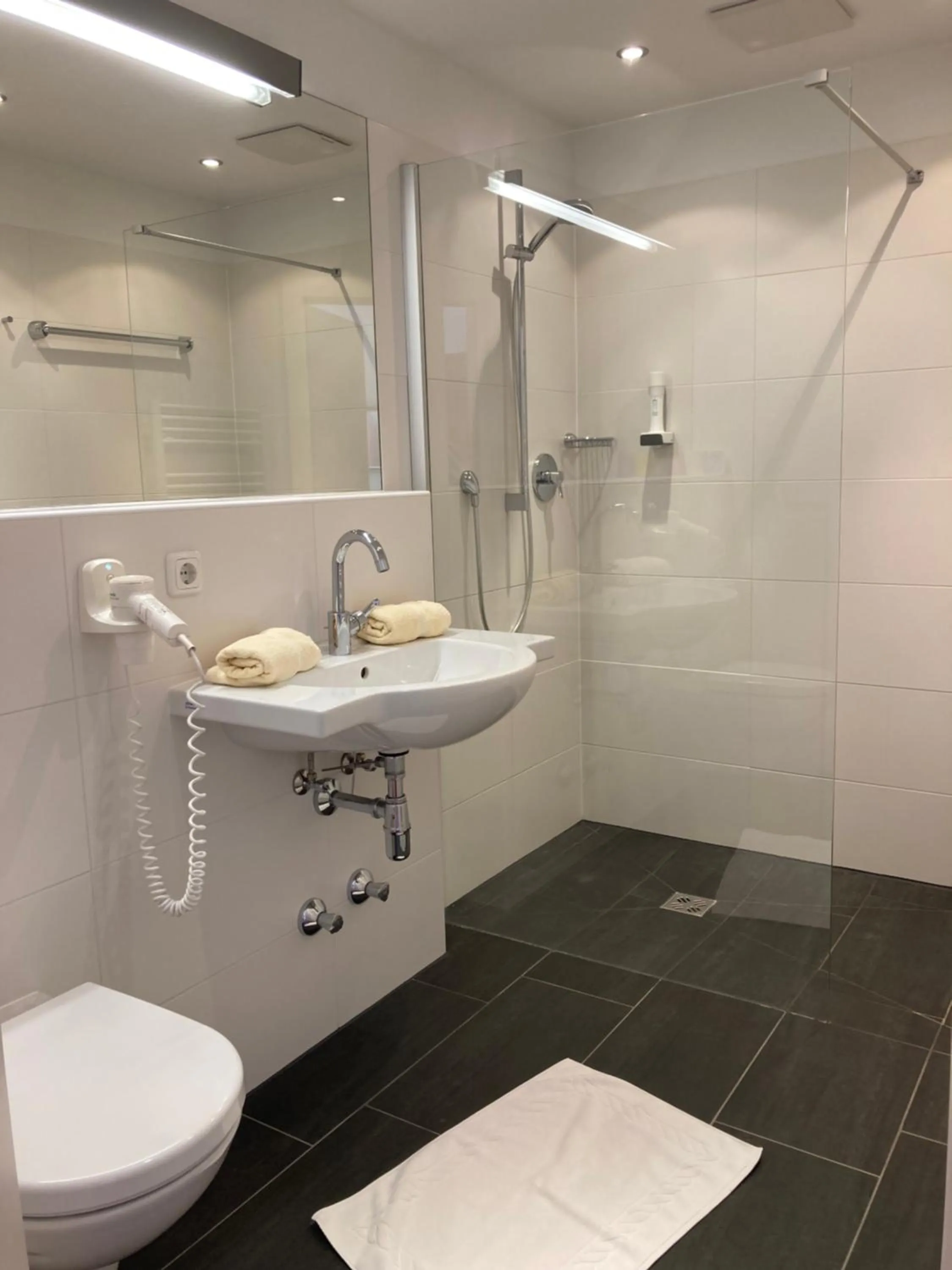 Bathroom in Skirast - Kirchberg