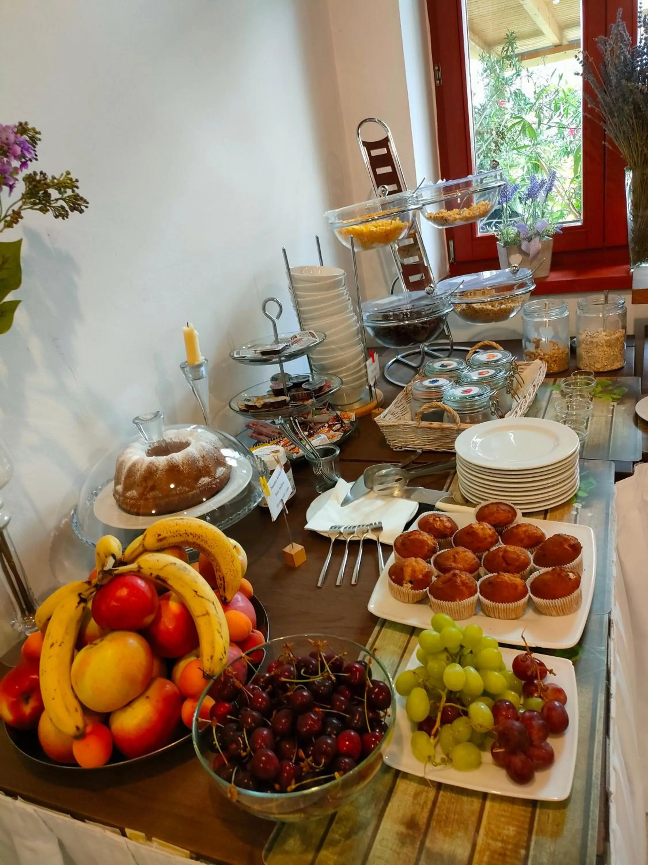 Restaurant/places to eat in Hotel Peklo