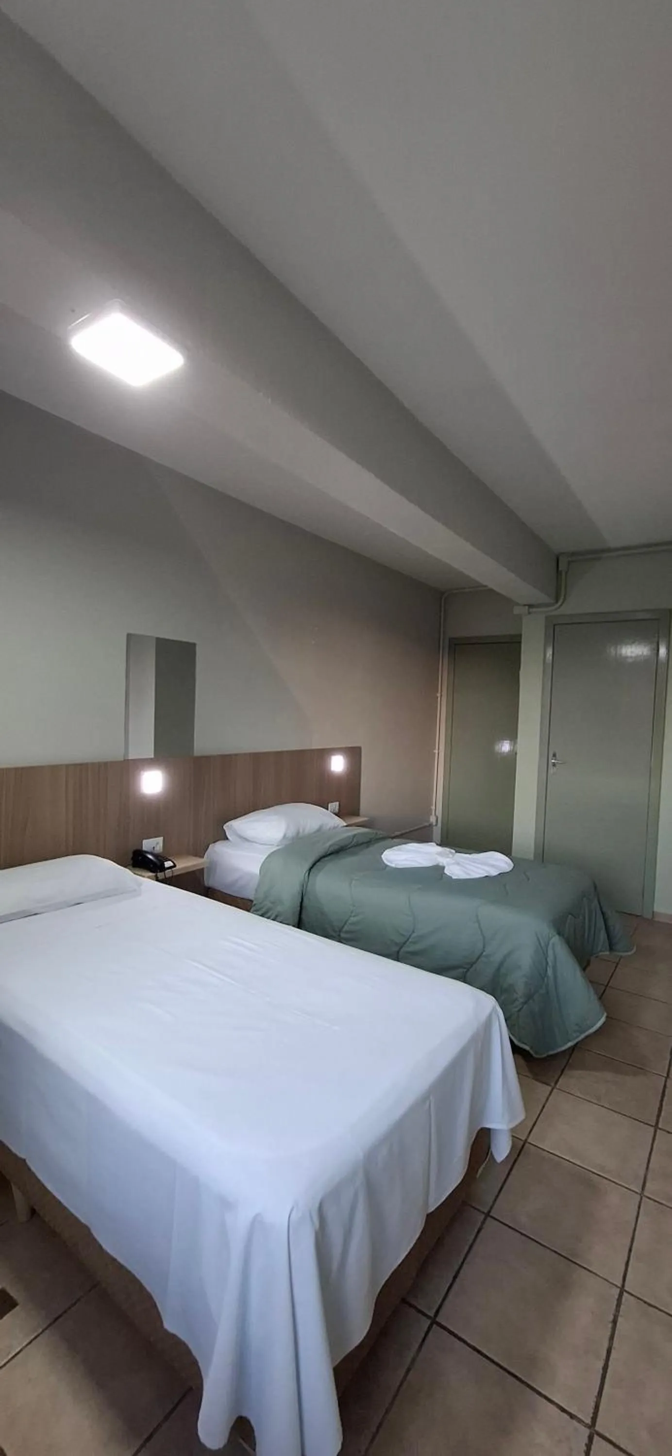 Hotel Romanville
