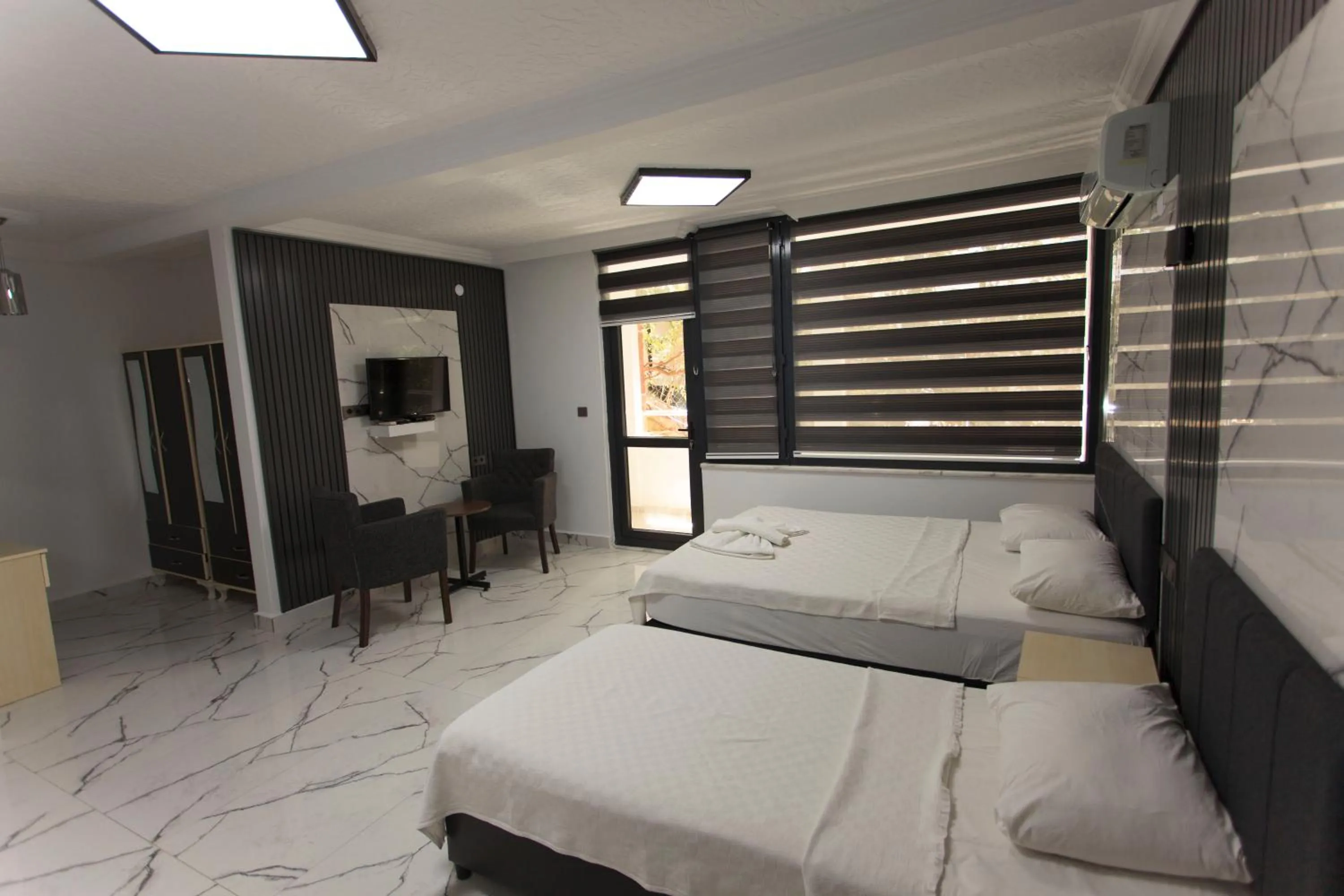 TV and multimedia, Bed in Green Peace Hotel