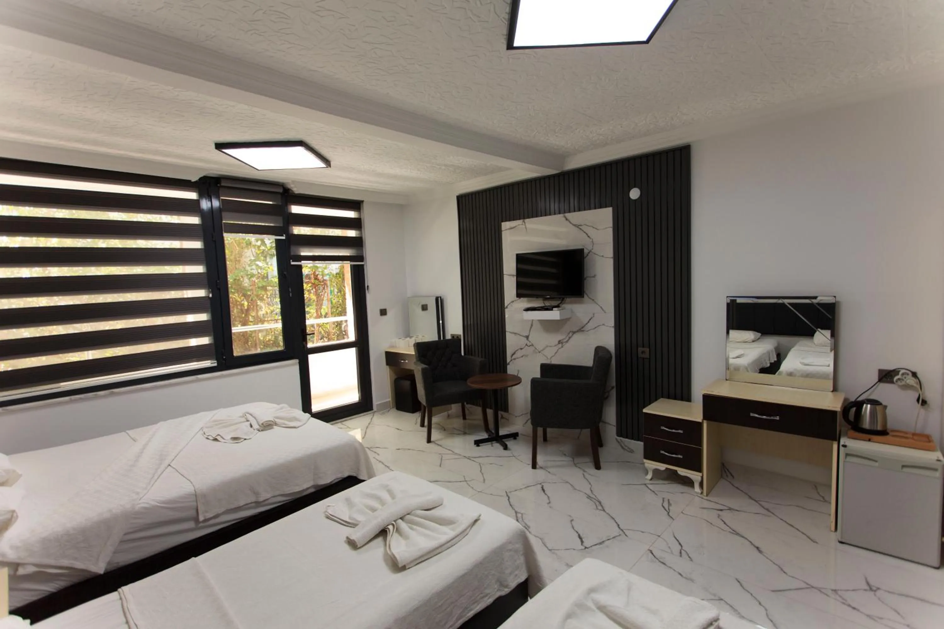 TV and multimedia, Bed in Green Peace Hotel