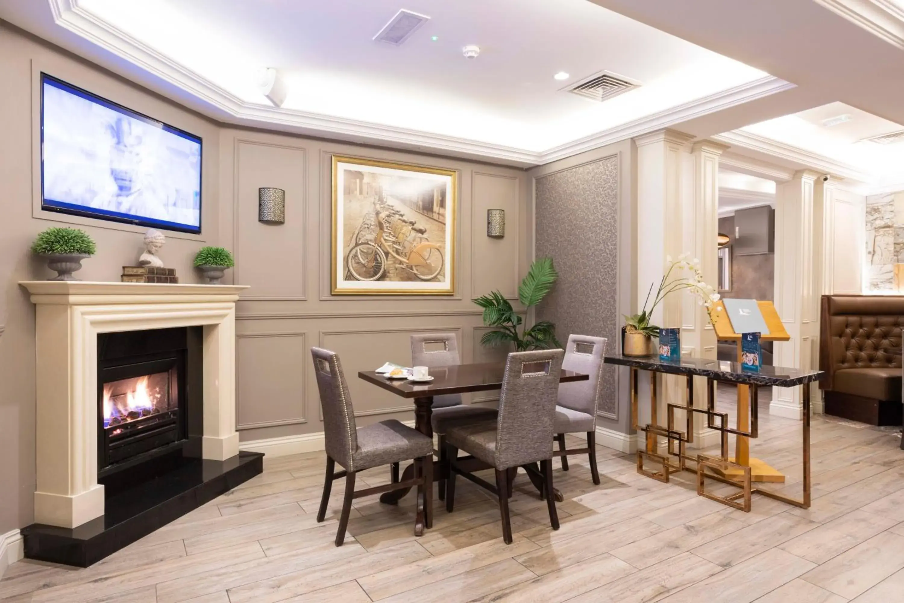 Restaurant/places to eat in Schull Harbour Hotel & Leisure Centre Restaurant/places to eat in Schull Harbour Hotel & Leisure Centre