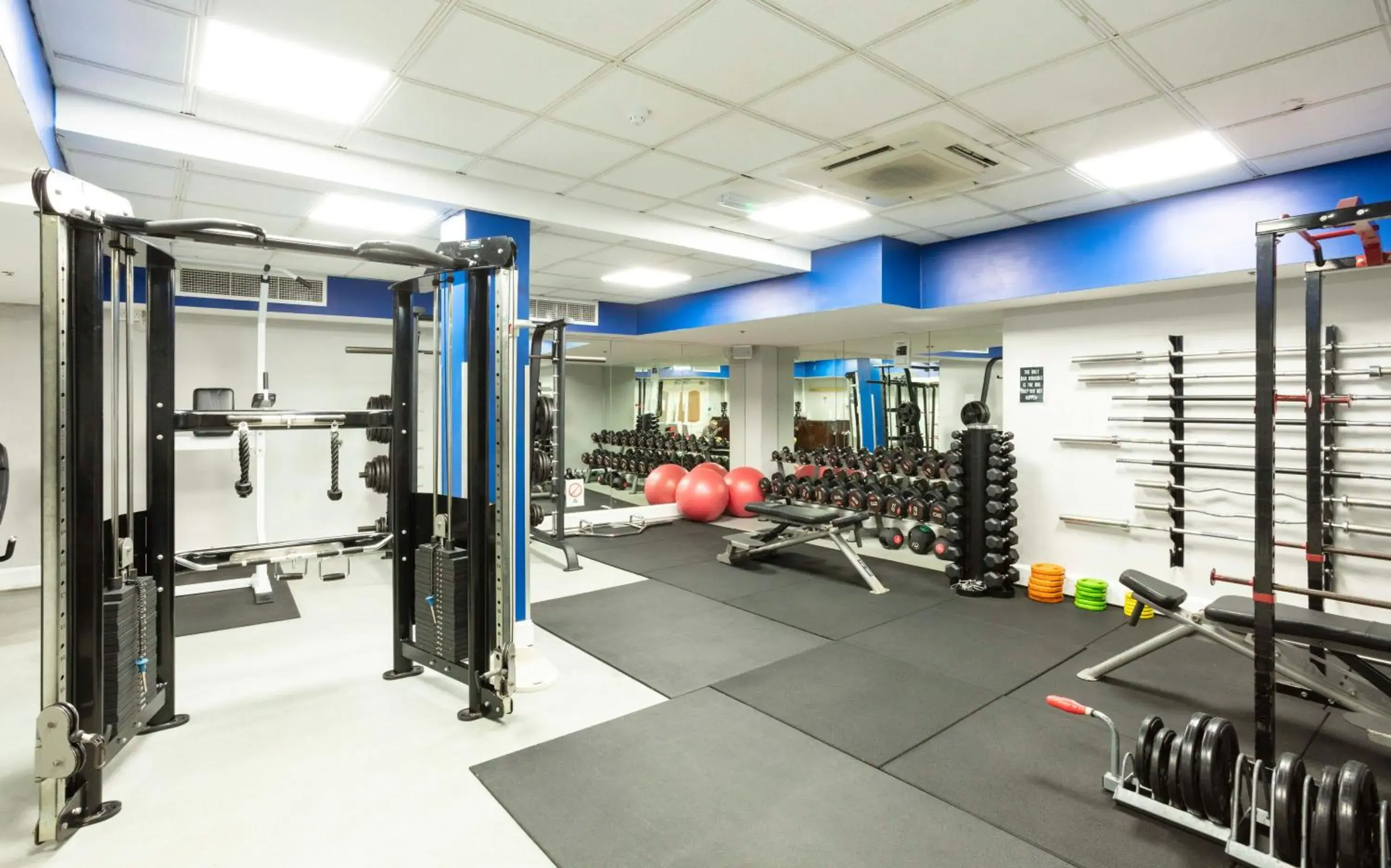 Fitness centre/facilities in Schull Harbour Hotel & Leisure Centre Fitness centre/facilities in Schull Harbour Hotel & Leisure Centre