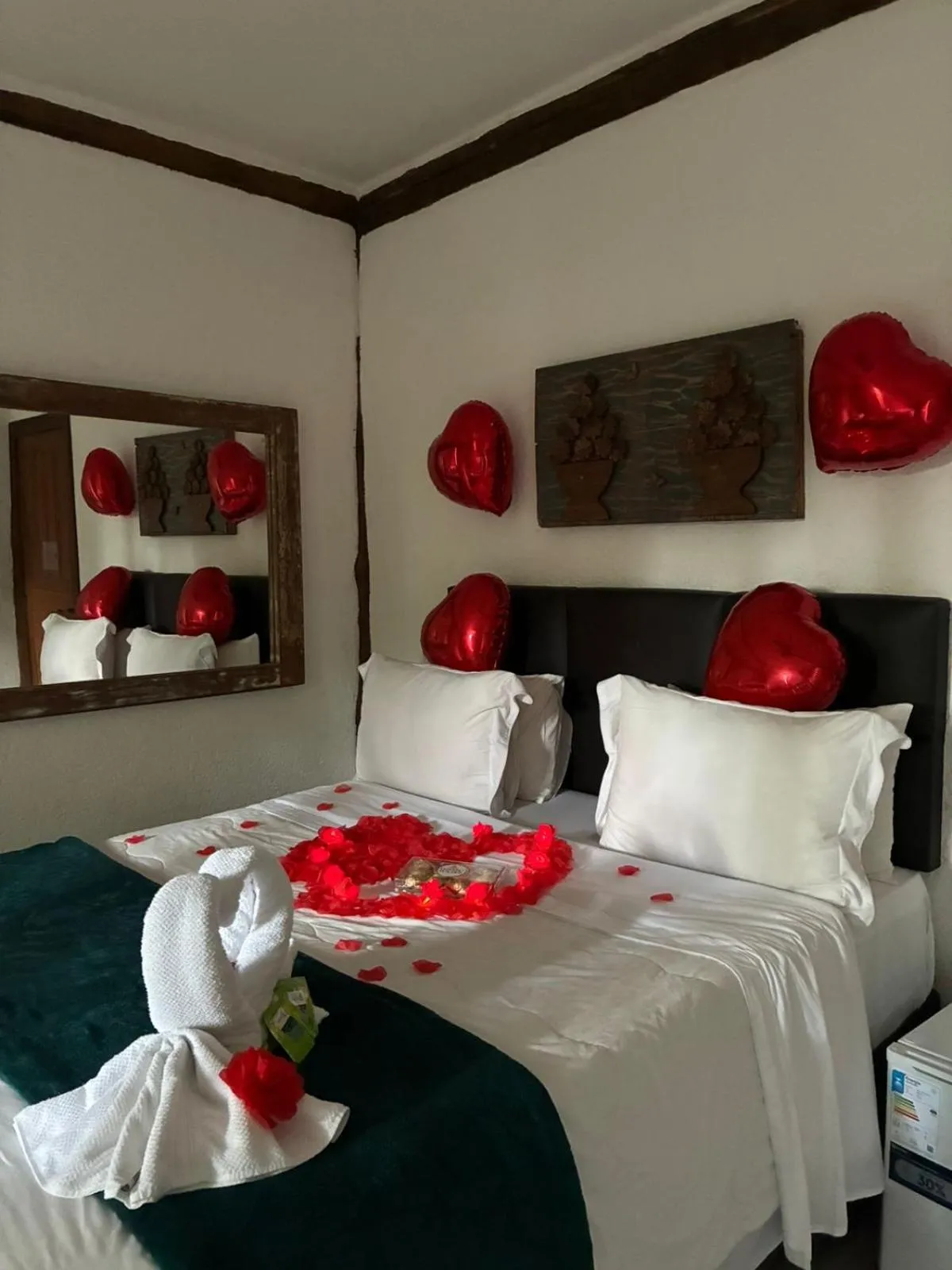 Bed in A Mi Manera Pousada , cerveja própria e Bistrô !