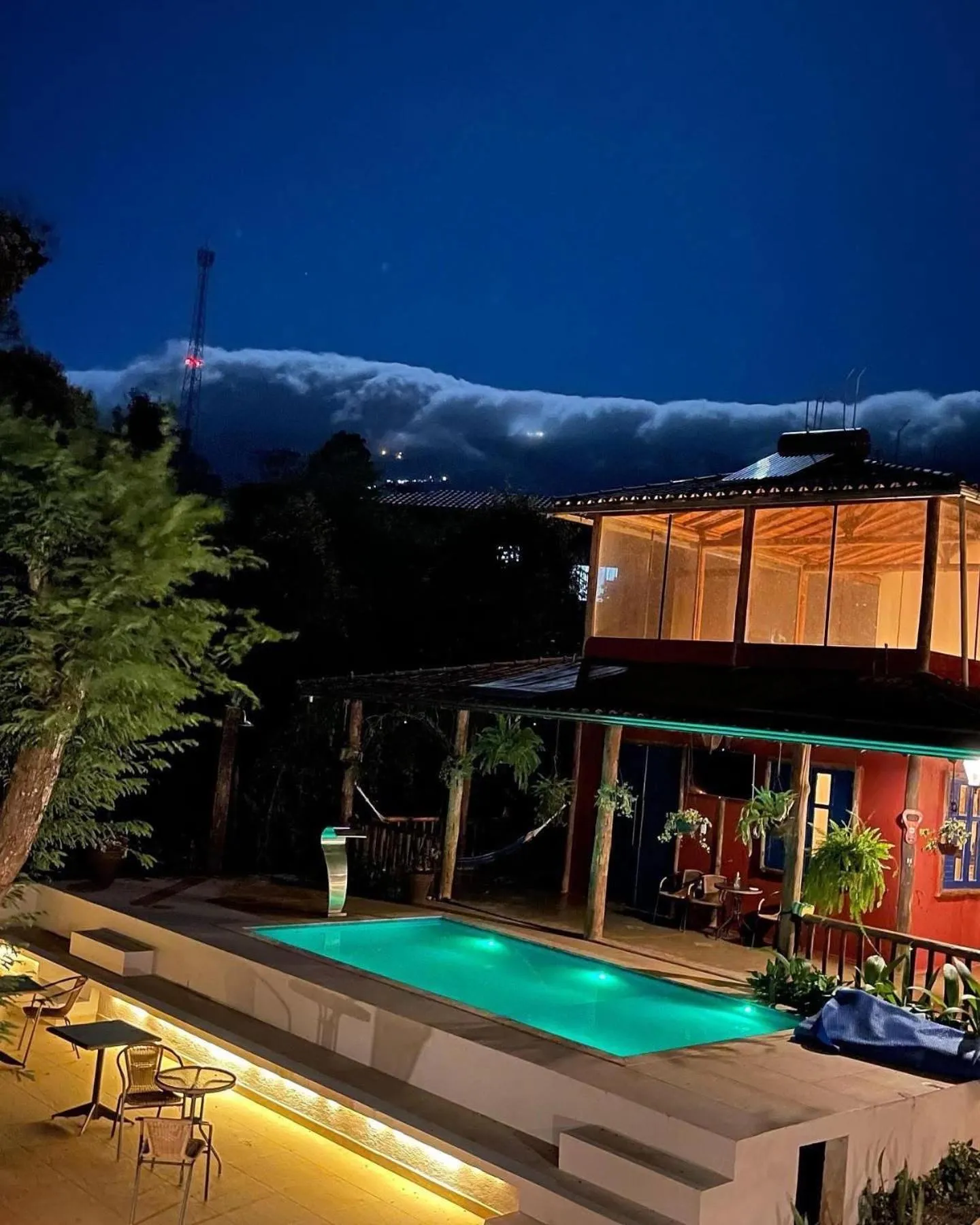 A Mi Manera Pousada , cerveja própria e Bistrô !