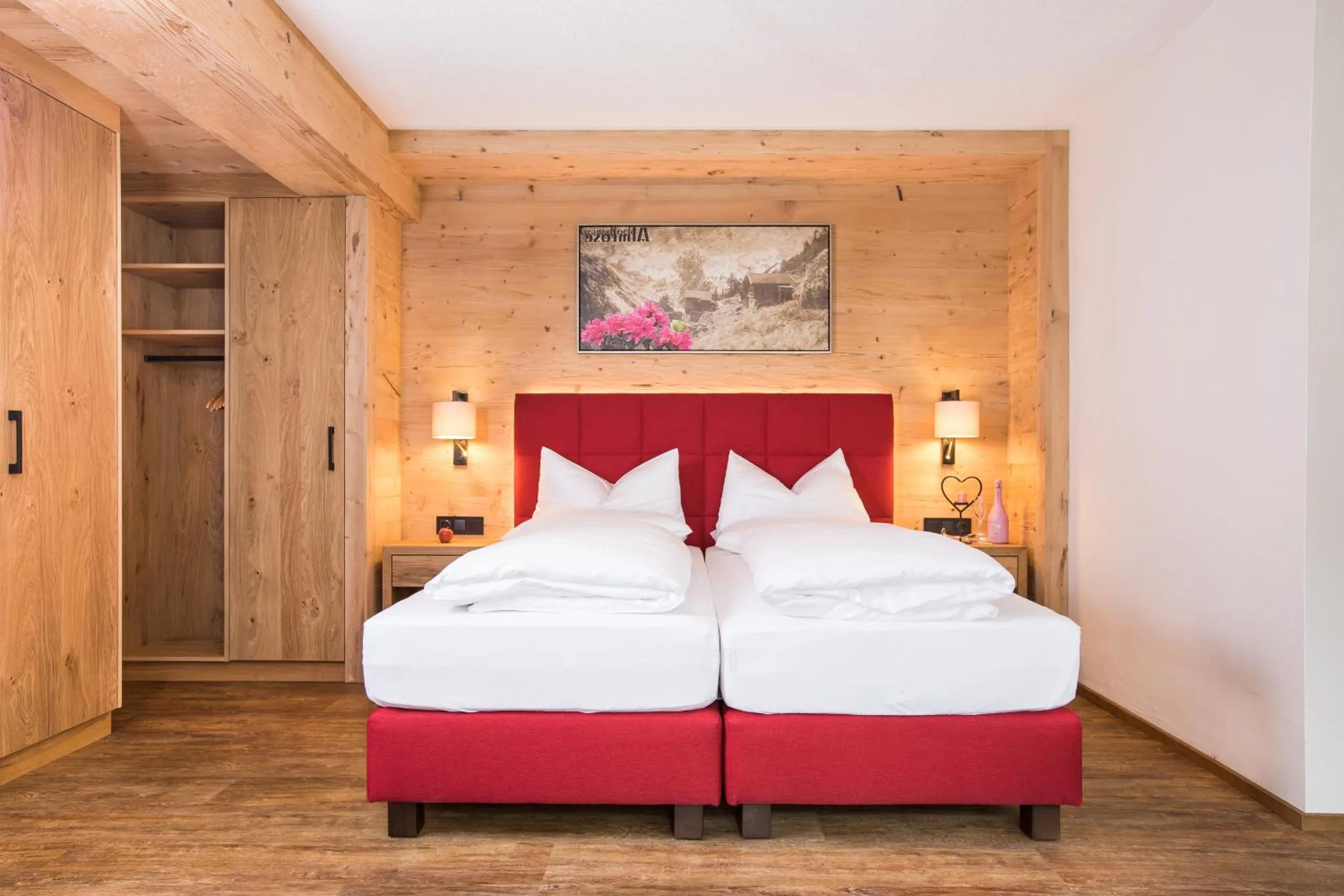 Living room, Bed in Hotel Augarten