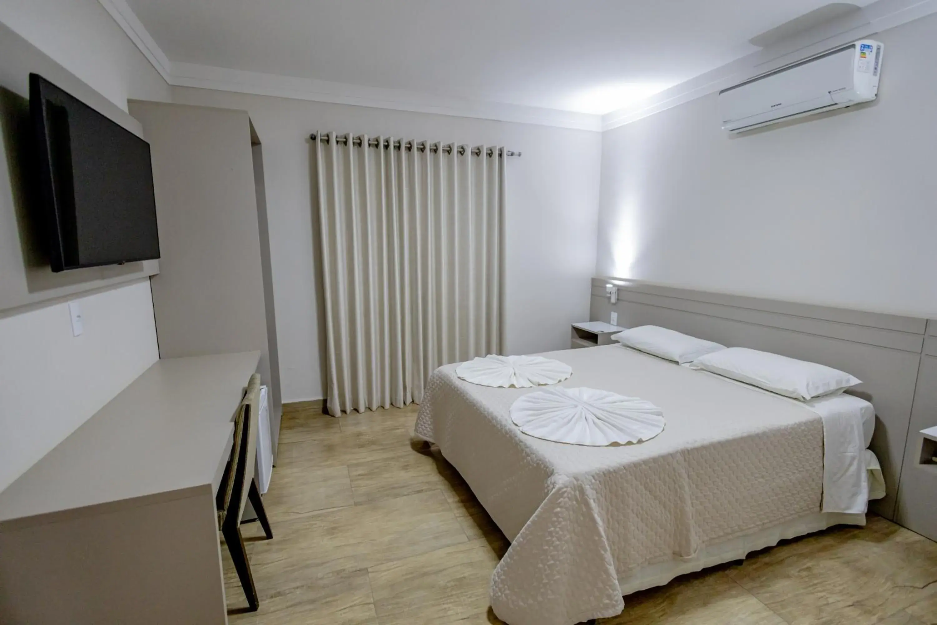 Standard Double Room - single occupancy in Villa de Holanda Parque Hotel Standard Double Room - single occupancy in Villa de Holanda Parque Hotel