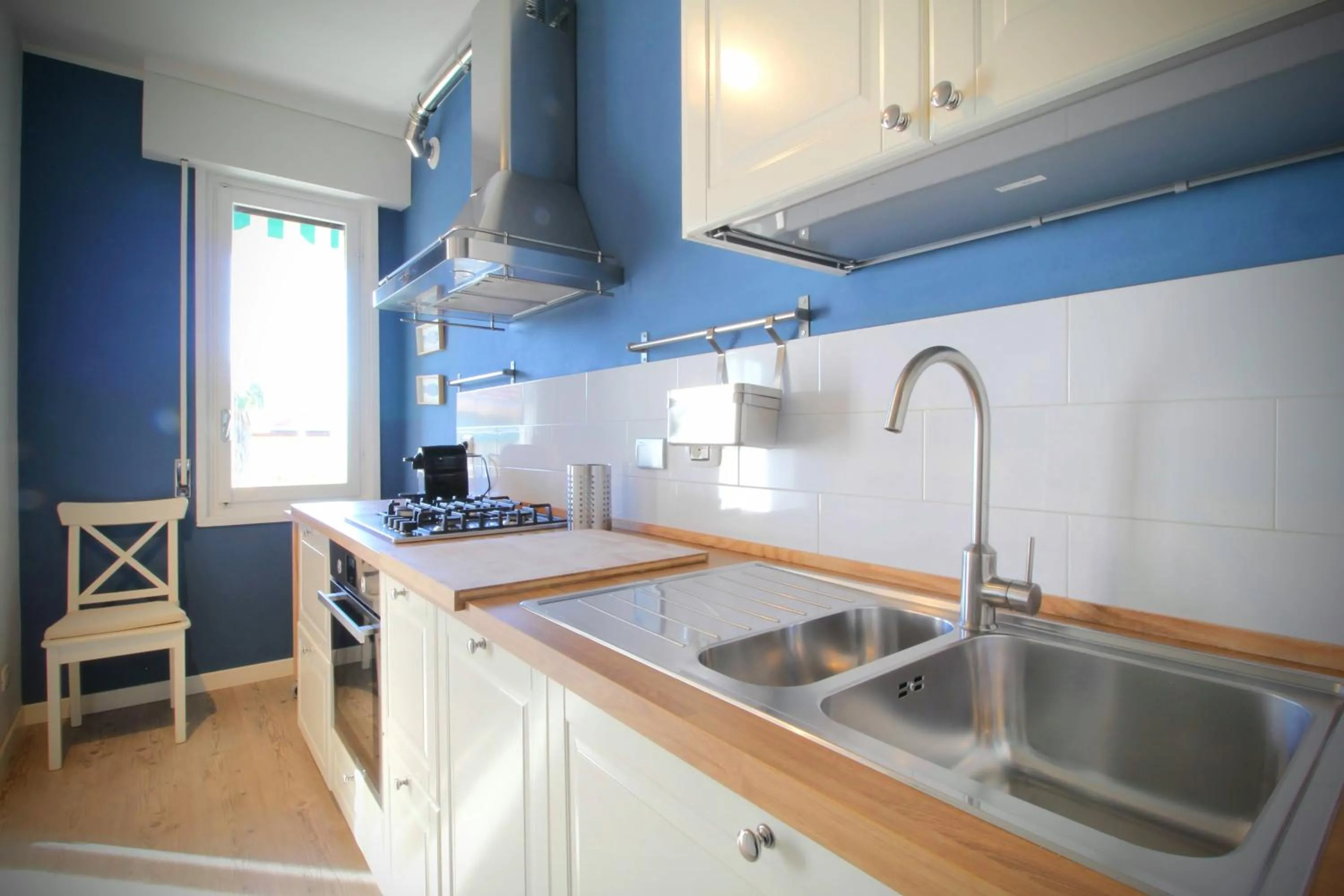 Kitchen or kitchenette in Le Grand Bleu