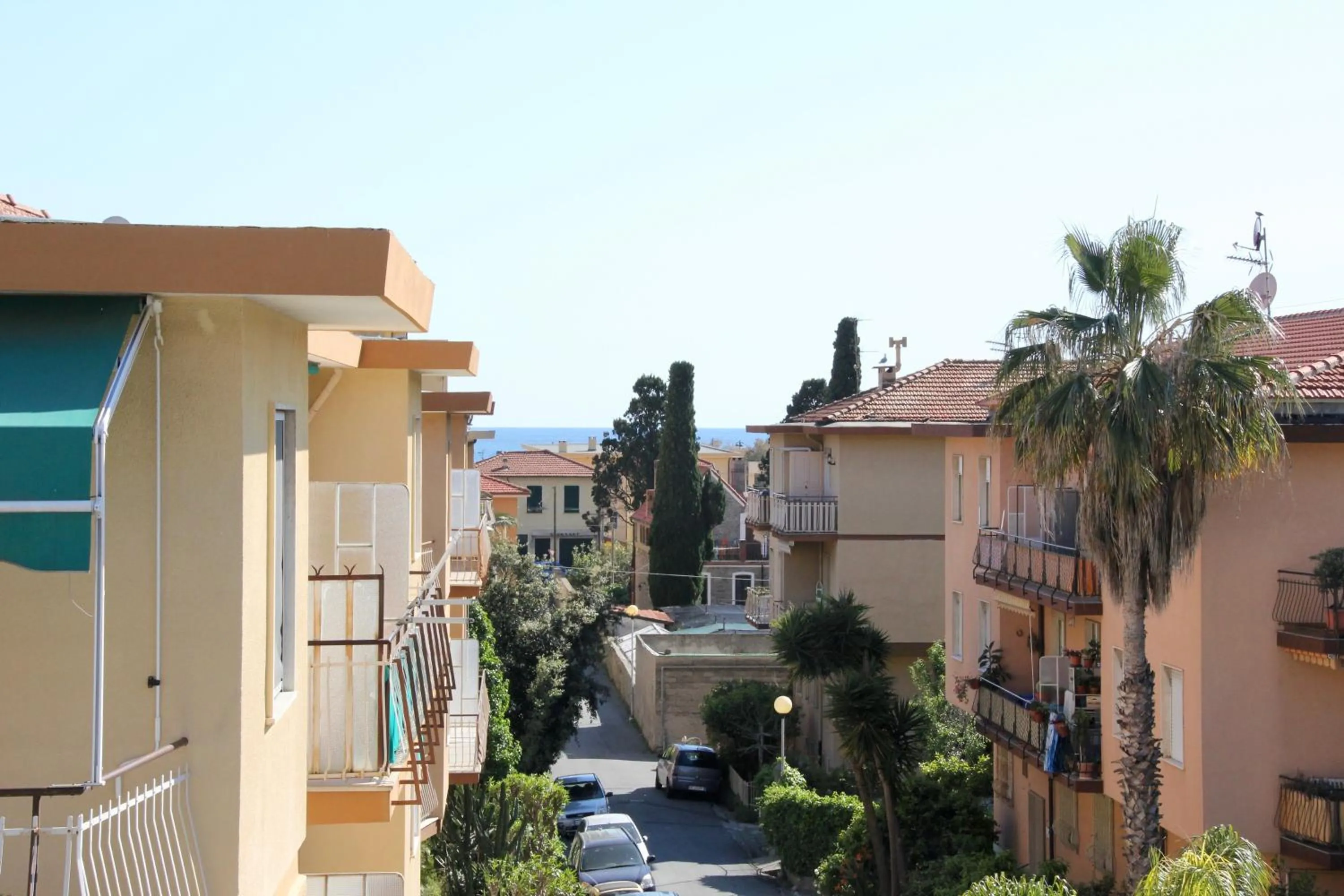 Neighbourhood in Le Grand Bleu