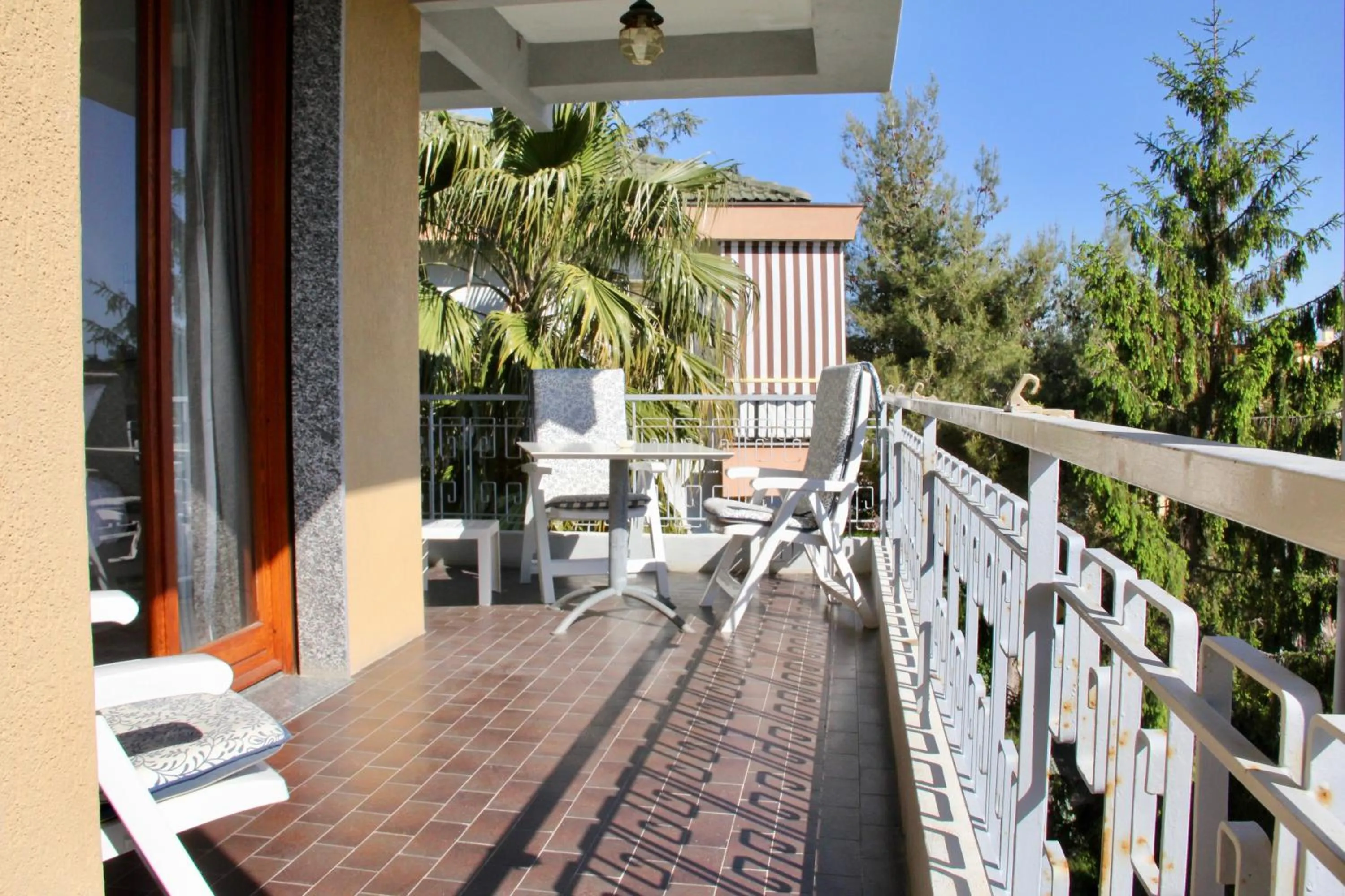 Balcony/Terrace in Le Grand Bleu