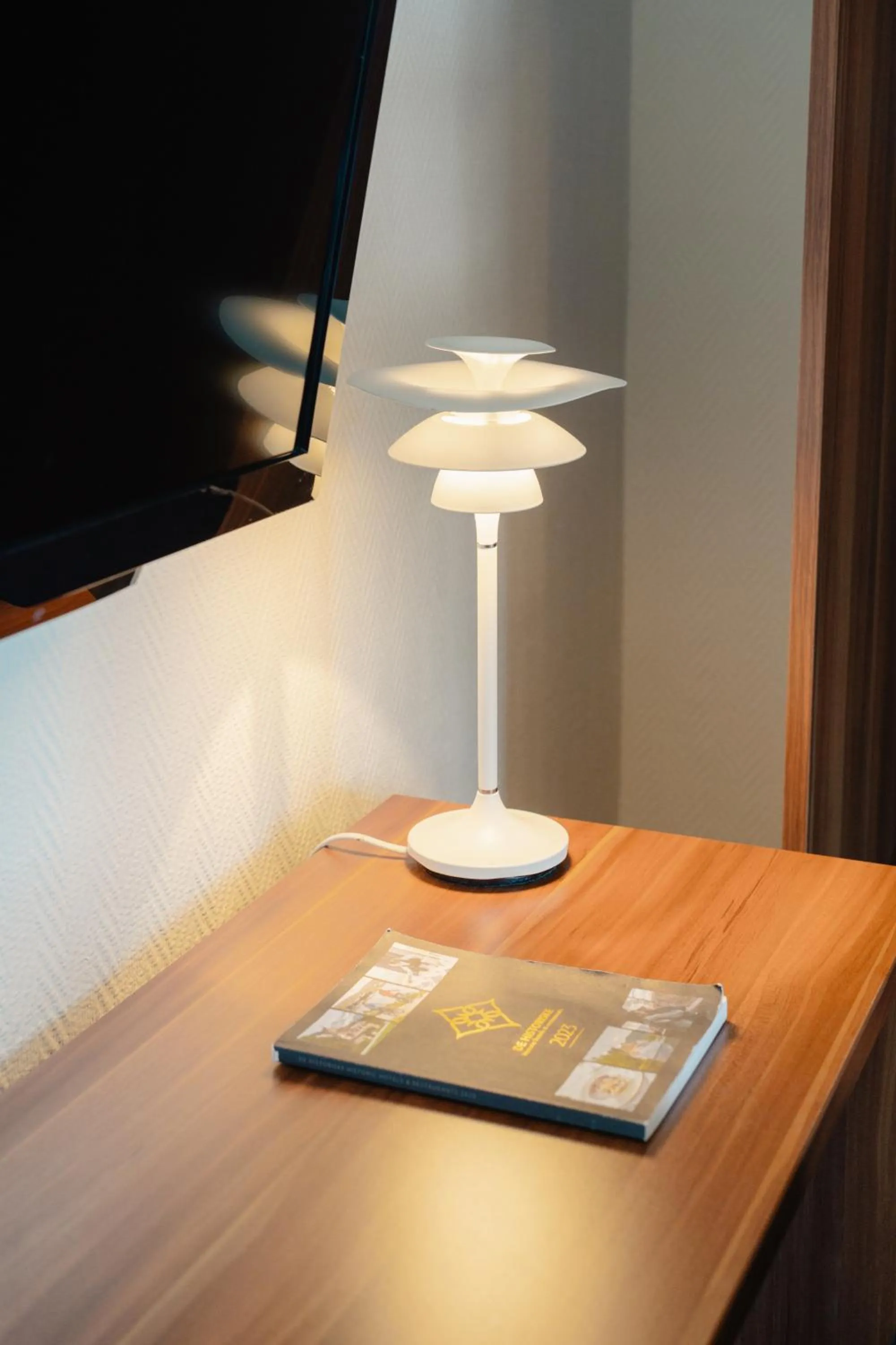 TV and multimedia in Hotel Sverre