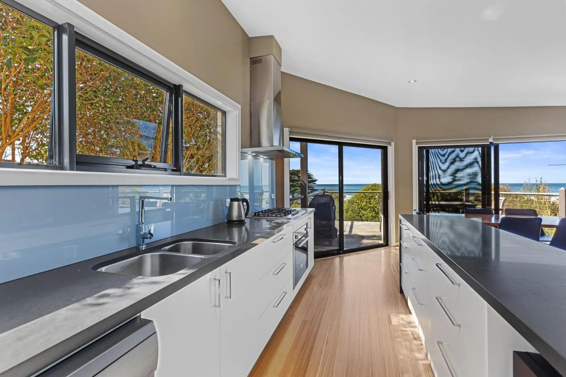 Achillies - Apollo Bay Beach House