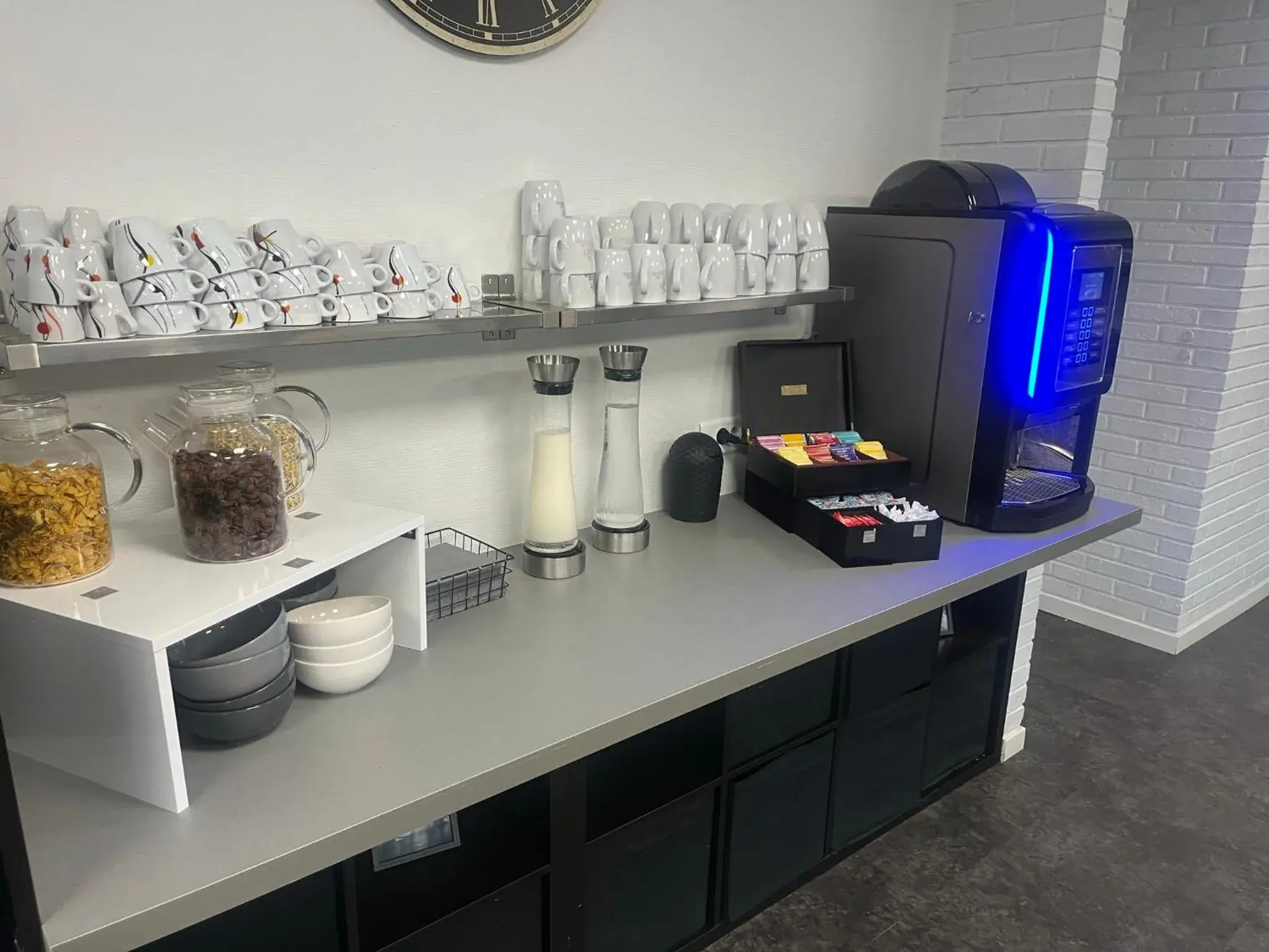 Breakfast in Kyriad Epernay Breakfast in Kyriad Epernay