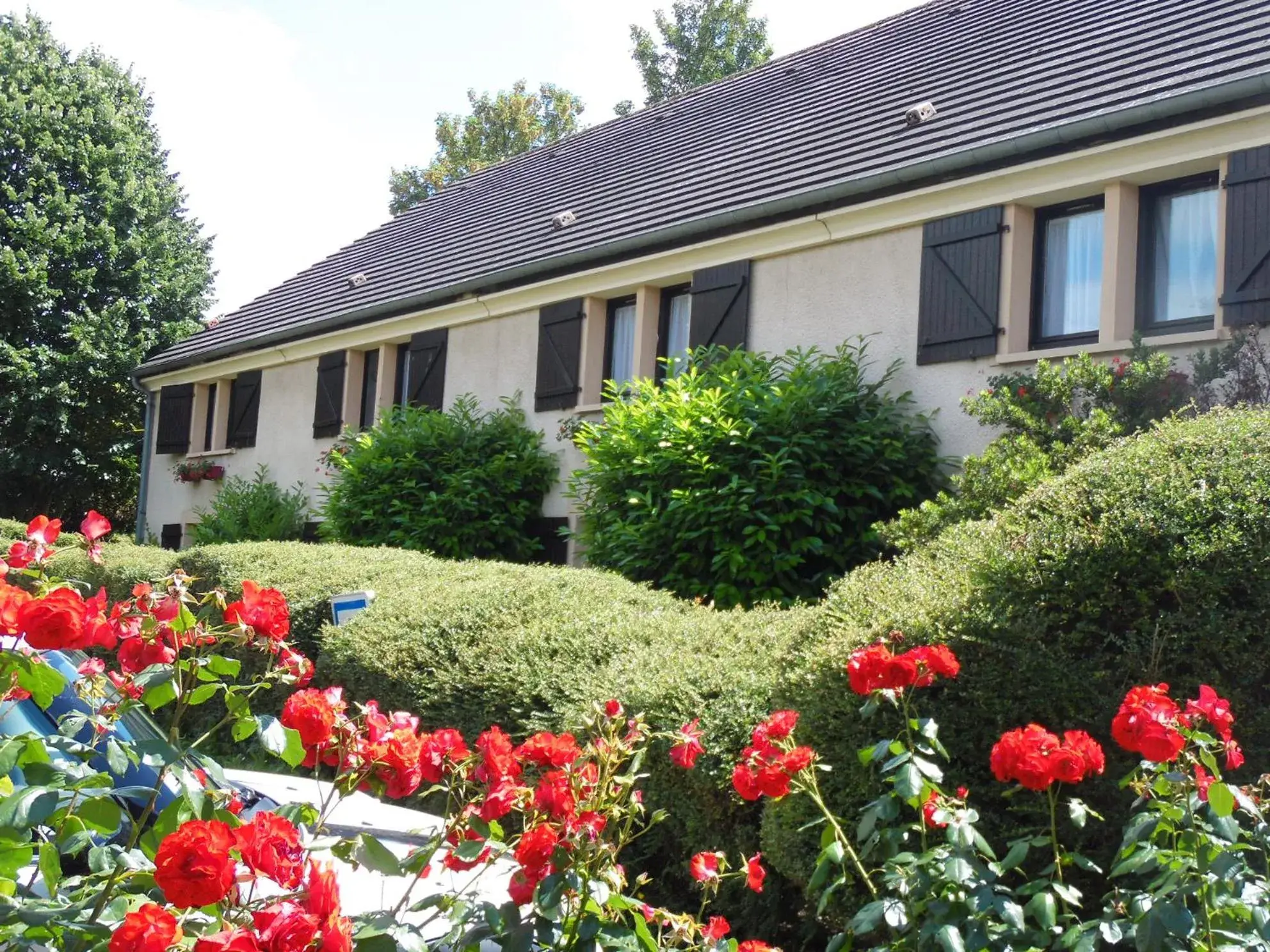 Property building in Kyriad Epernay Property building in Kyriad Epernay