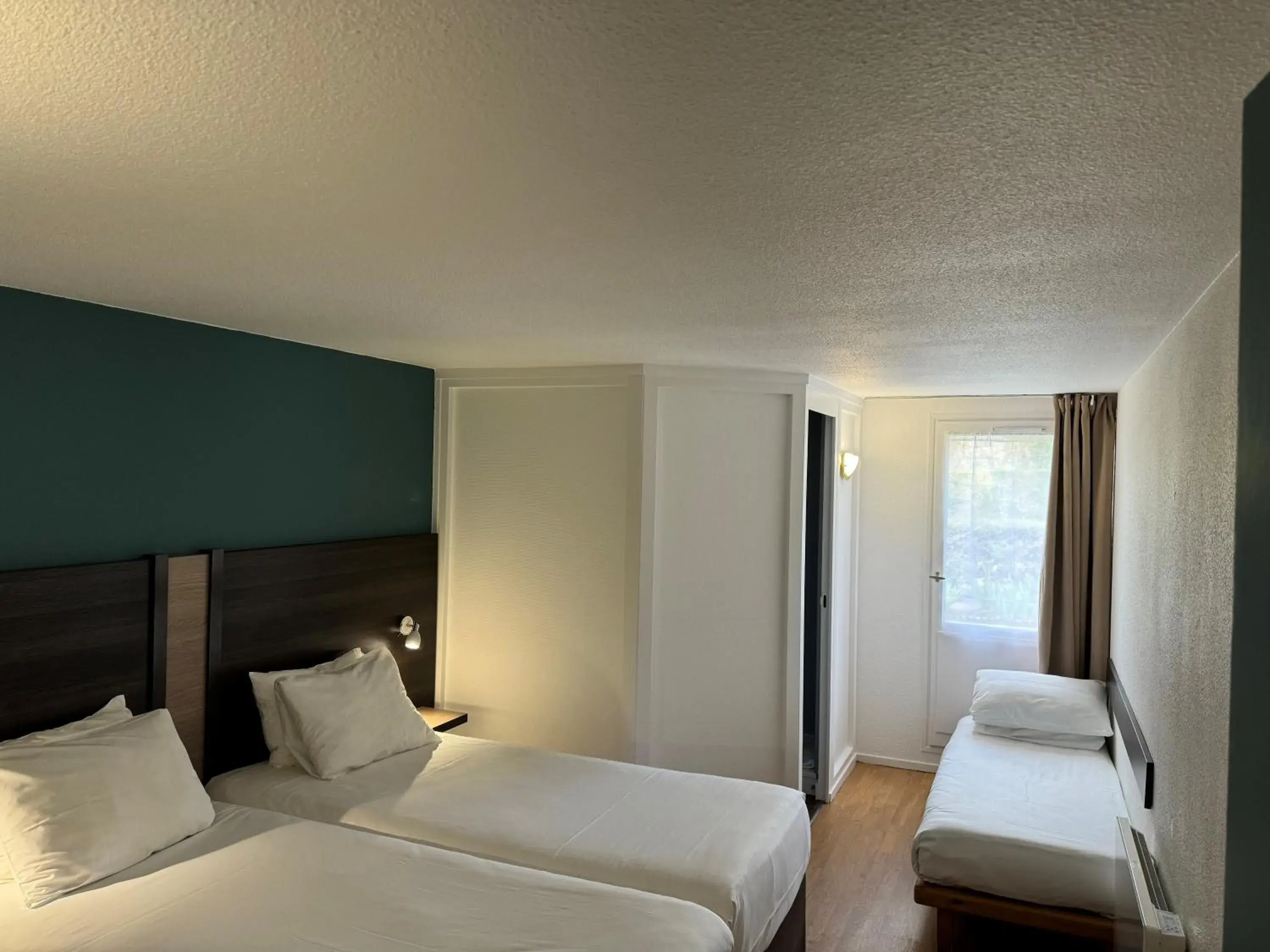 Family Room in Kyriad Epernay Family Room in Kyriad Epernay