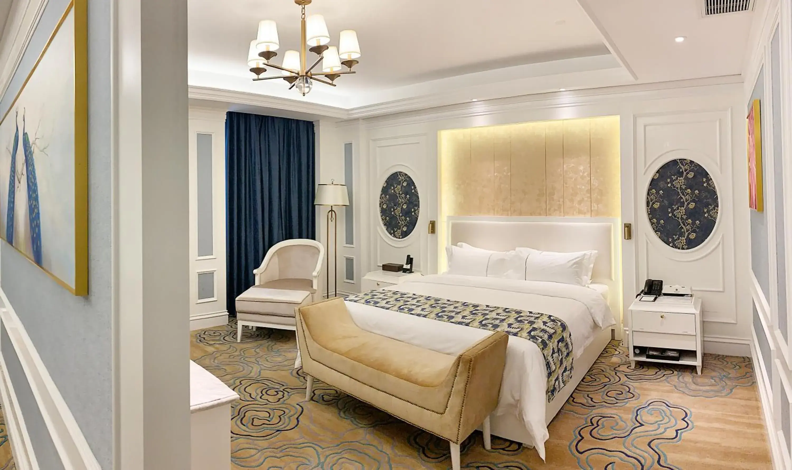 Premier Suite in New Junyue International Hotel Premier Suite in New Junyue International Hotel