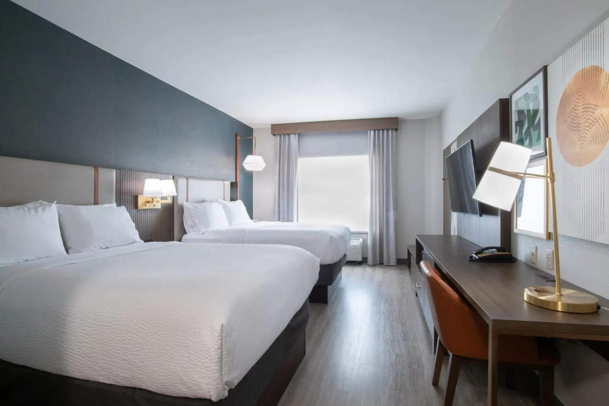 Photo of the whole room, Bed in Holiday Inn Oklahoma City Airport by IHG Photo of the whole room, Bed in Holiday Inn Oklahoma City Airport by IHG