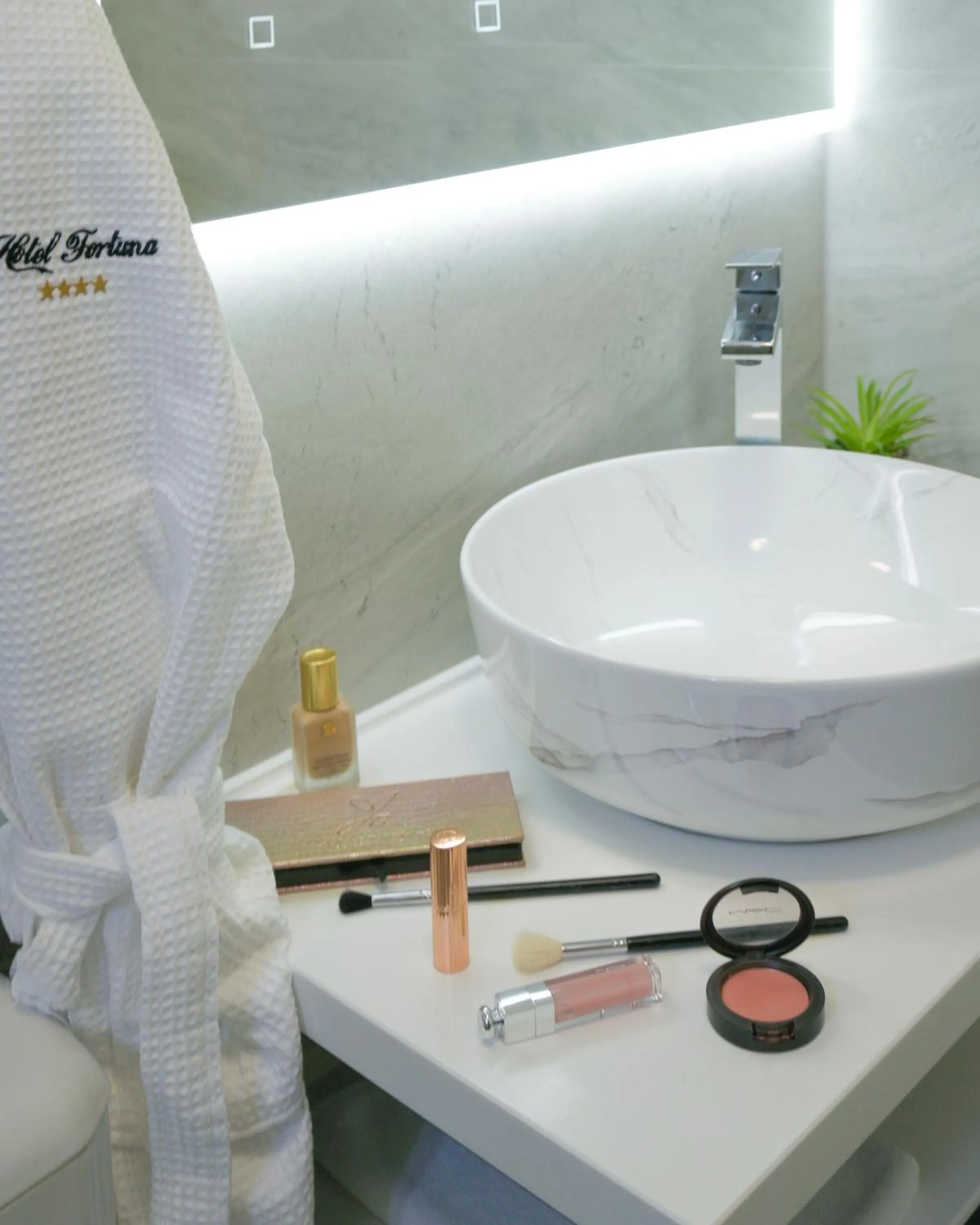 Bathroom in Hotel Fortuna