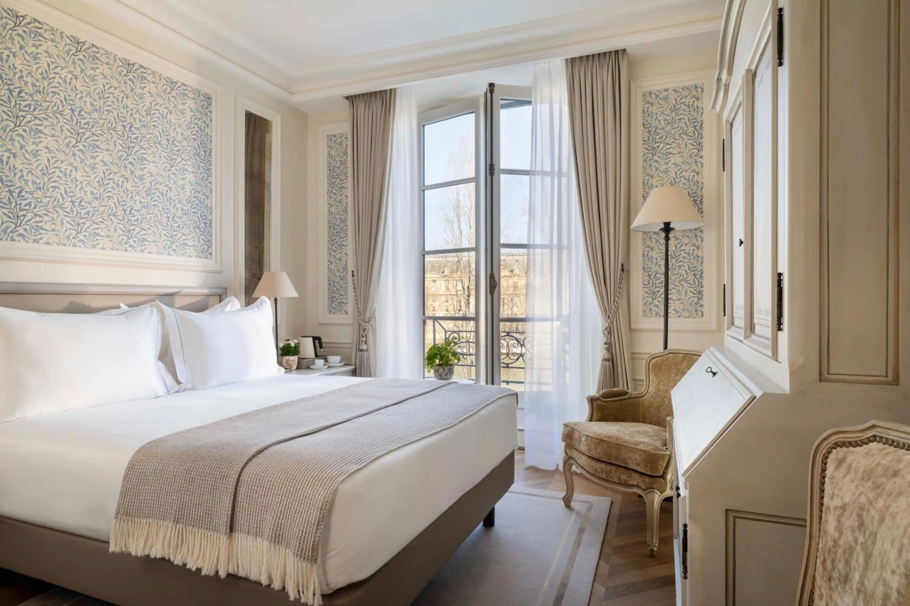 Hotel Du Quai Voltaire