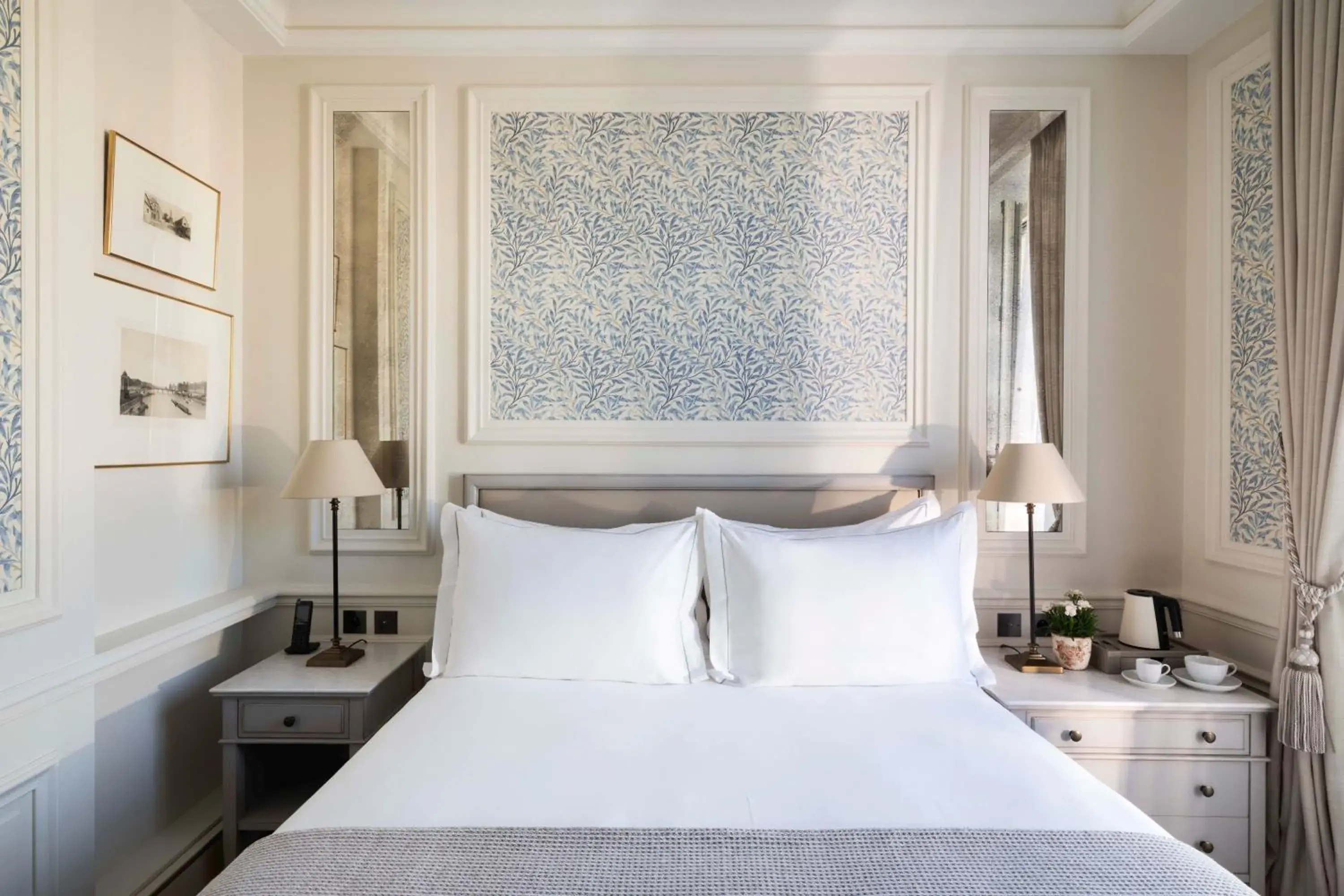 Classic Room With River View in Hotel Du Quai Voltaire Classic Room With River View in Hotel Du Quai Voltaire