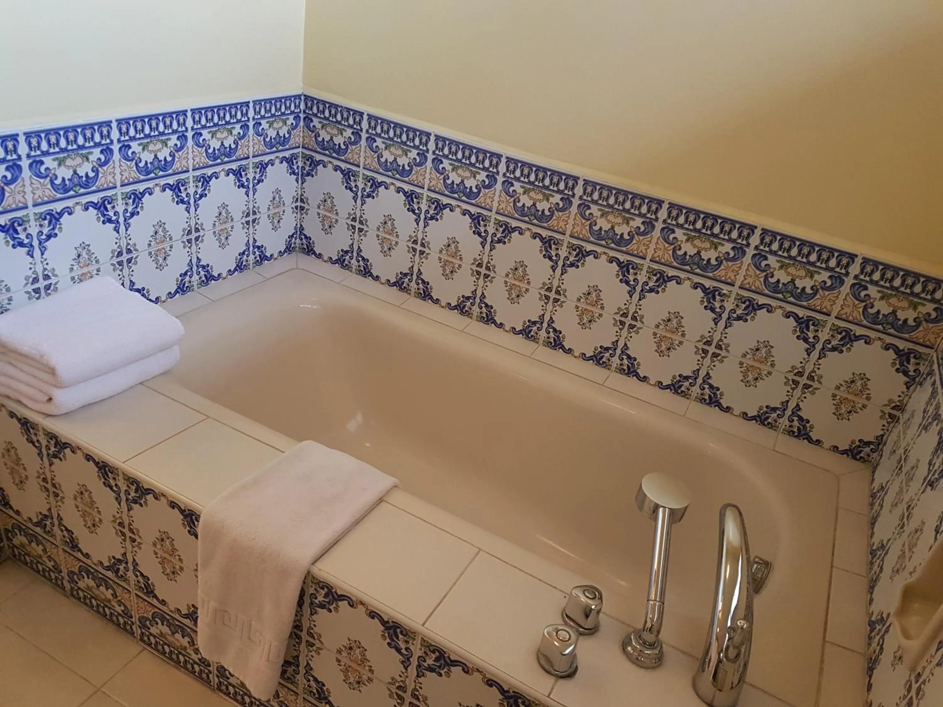 Sophia Suites Residence Hotel