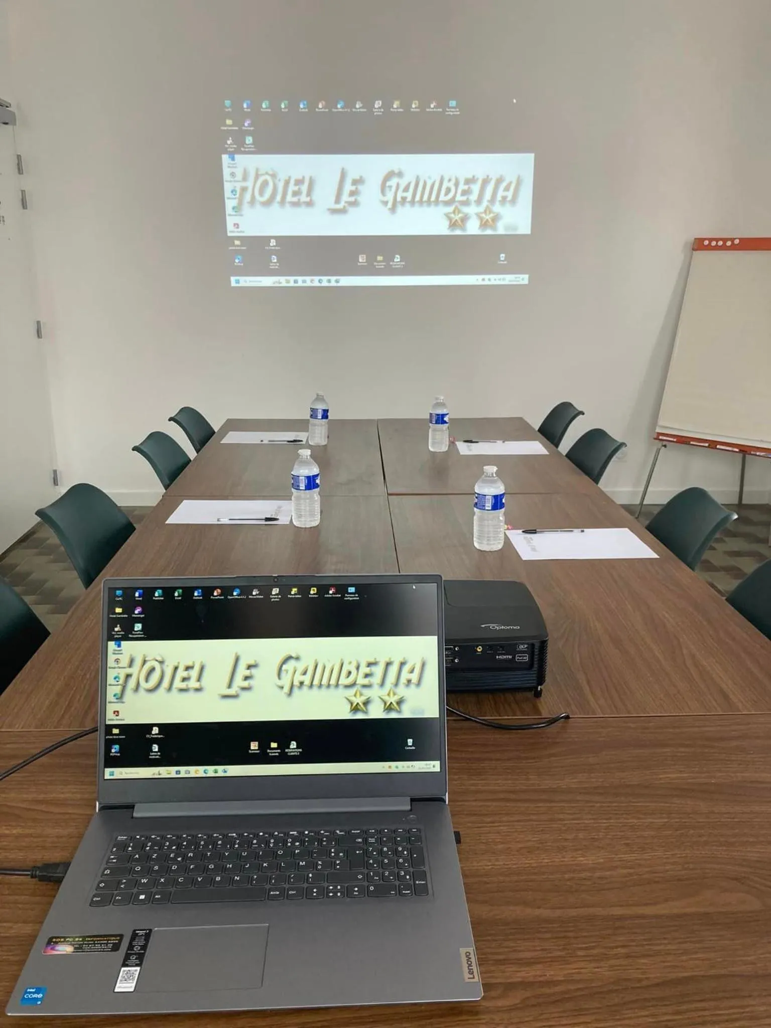 Meeting/conference room in Hôtel Le Gambetta