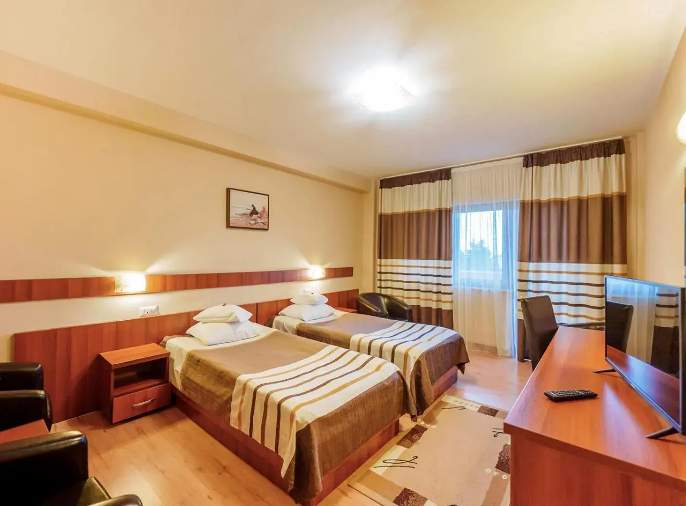 Twin Room with Balcony in Hotel Crisana Arad Twin Room with Balcony in Hotel Crisana Arad