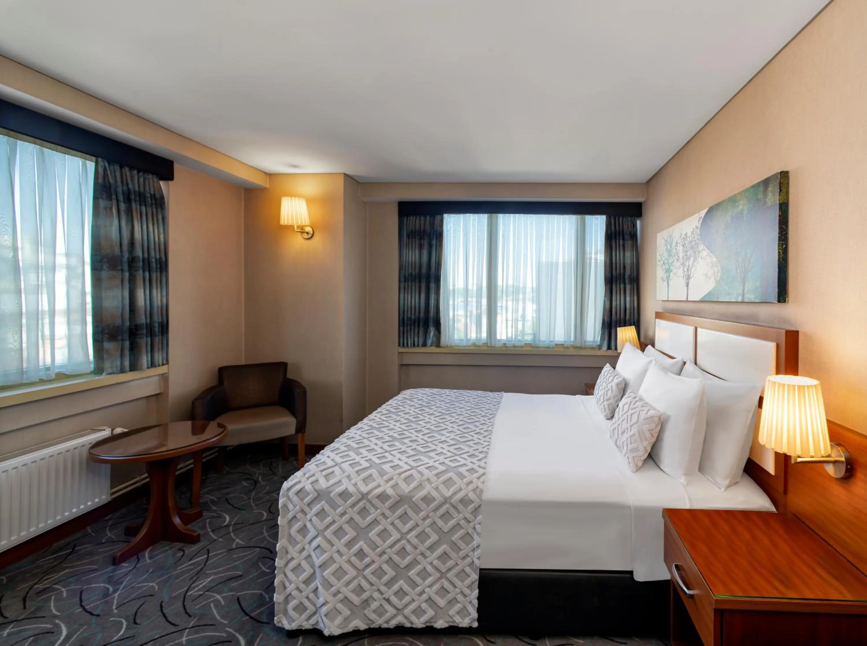 Photo of the whole room, Bed in Istanbul Golden City Hotel