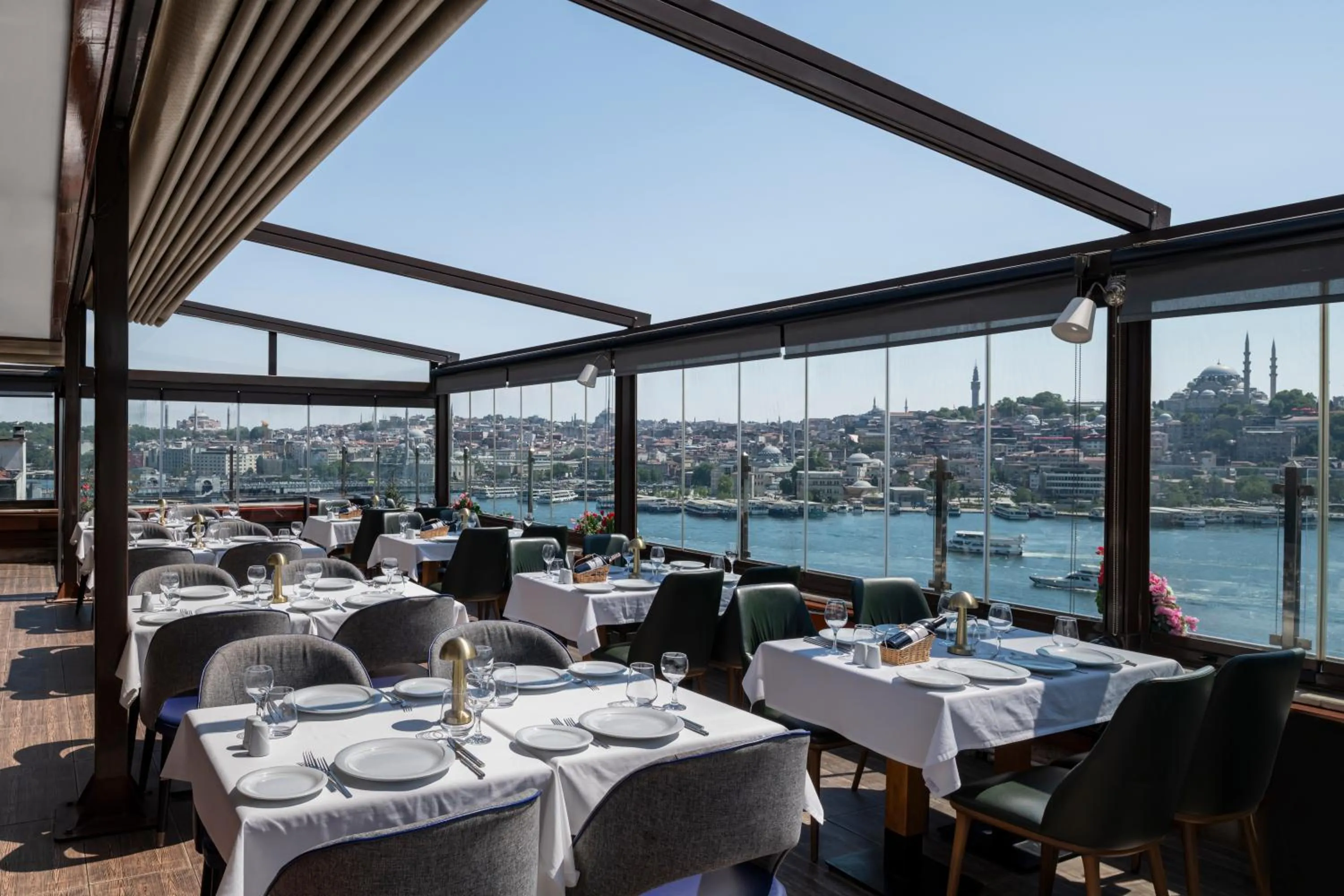 Balcony/Terrace in Istanbul Golden City Hotel
