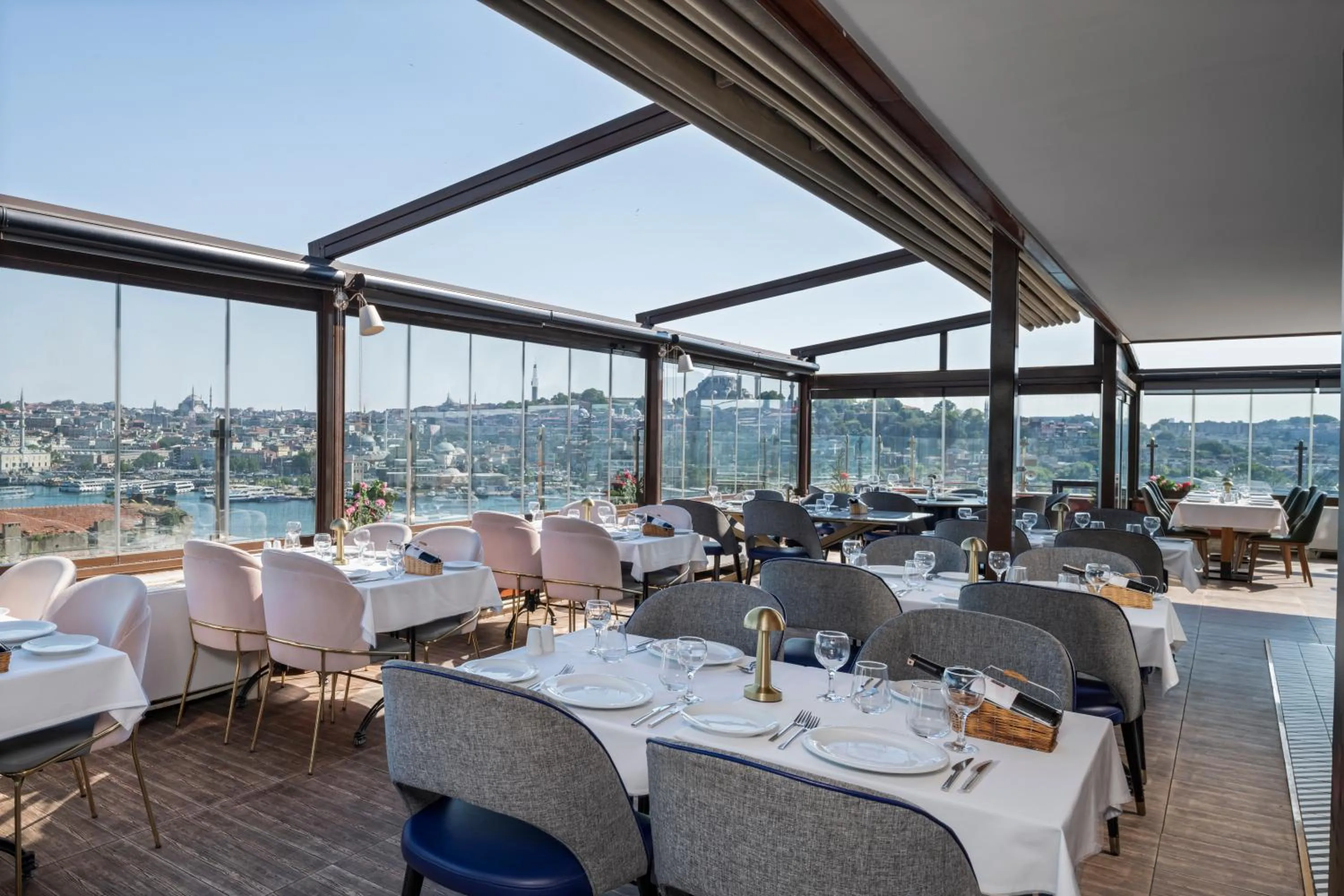 Restaurant/places to eat in Istanbul Golden City Hotel