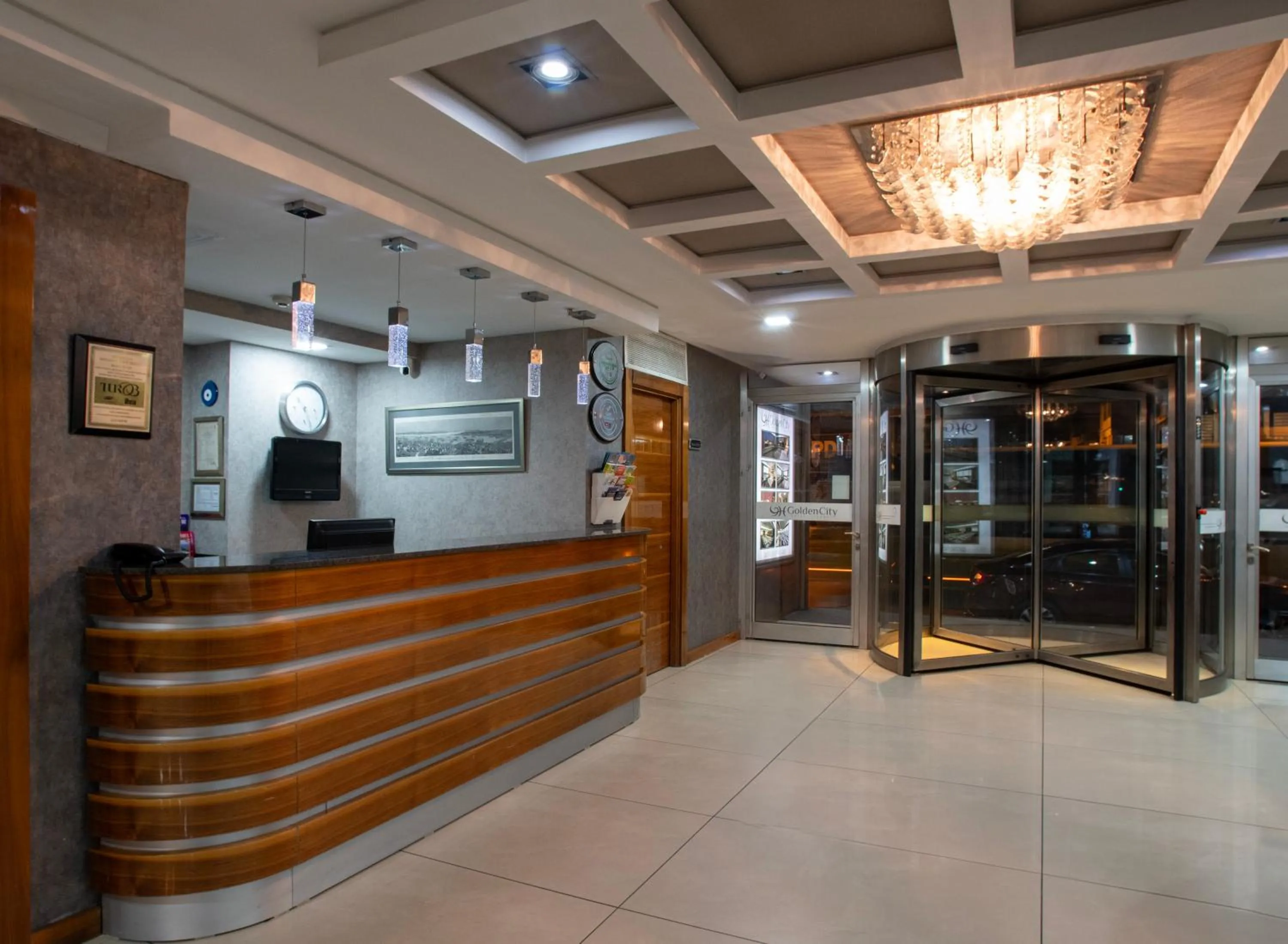 Property building in Istanbul Golden City Hotel