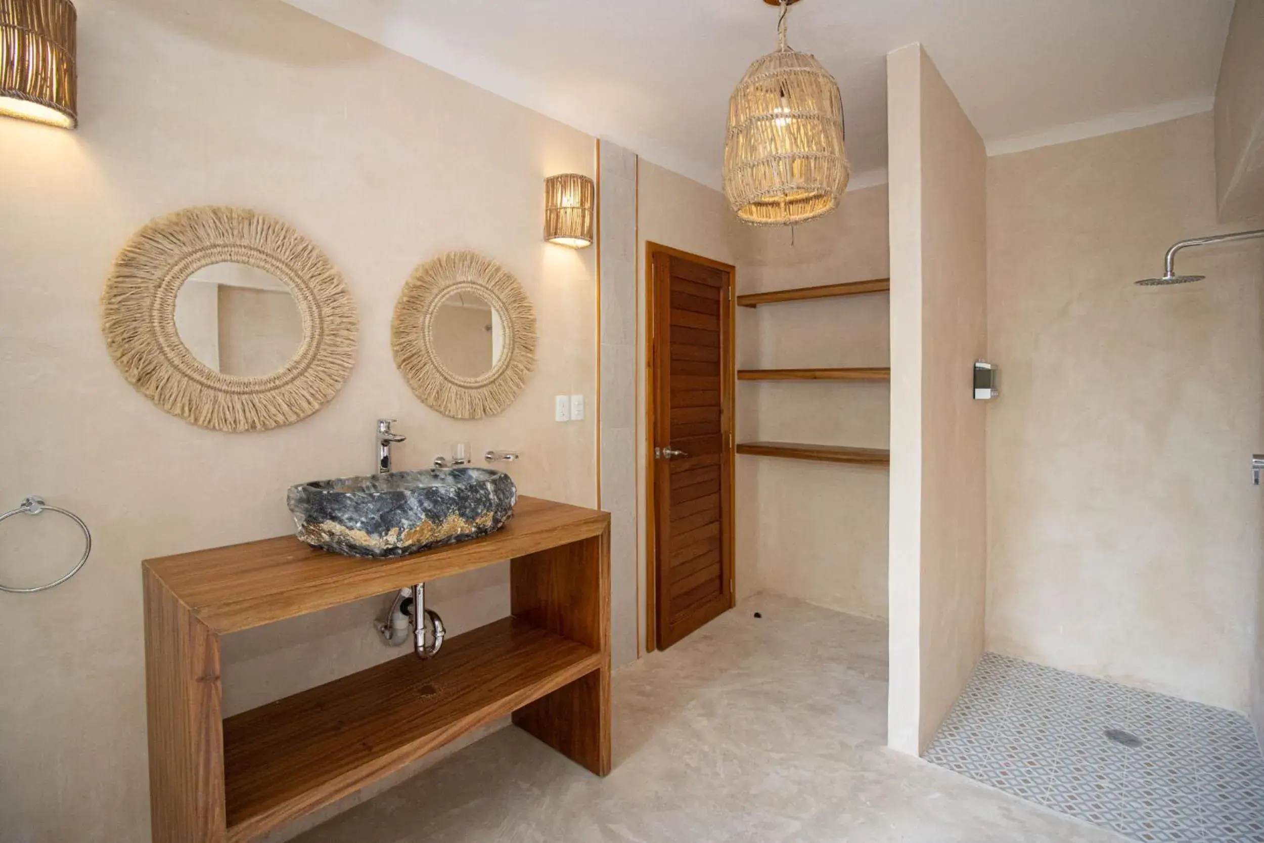 Bathroom in Amaite Holbox - Oceanfront Hotel Bathroom in Amaite Holbox - Oceanfront Hotel