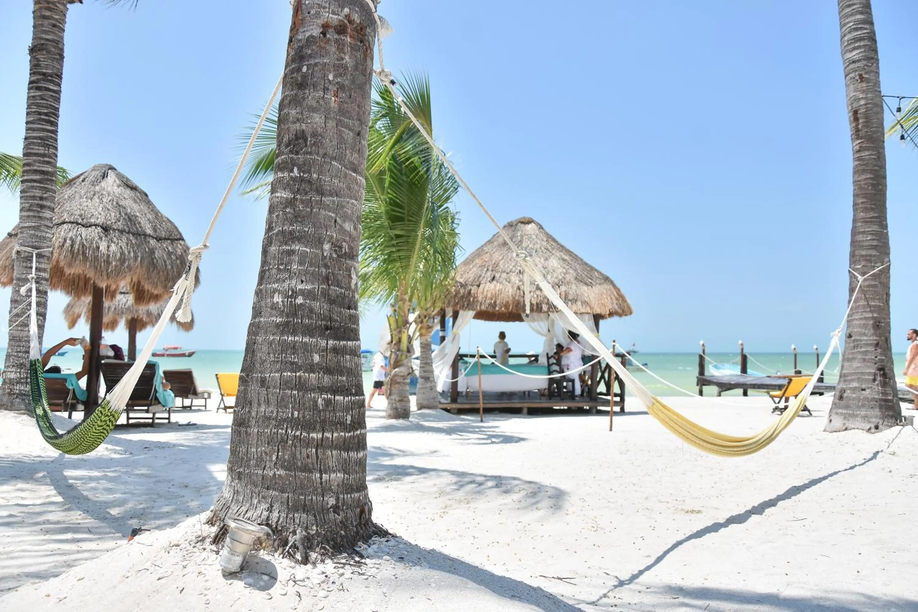 Beach in Amaite Holbox - Oceanfront Hotel