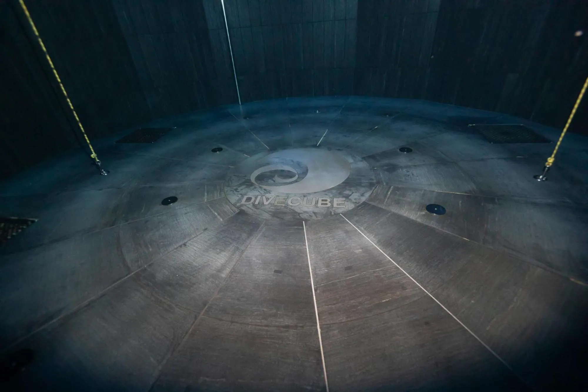 Diving in Divecube Hotel