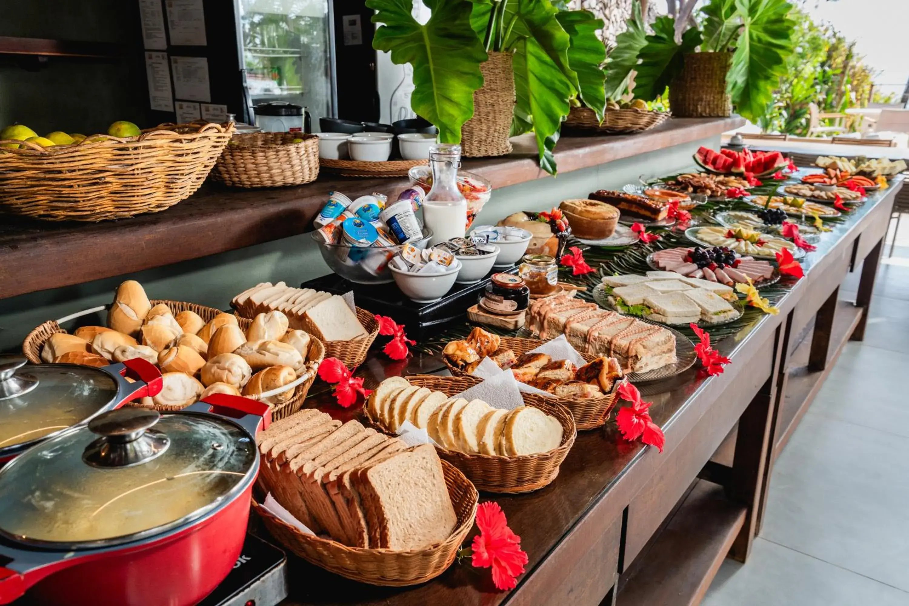 Buffet breakfast in Hotel da Pipa Buffet breakfast in Hotel da Pipa