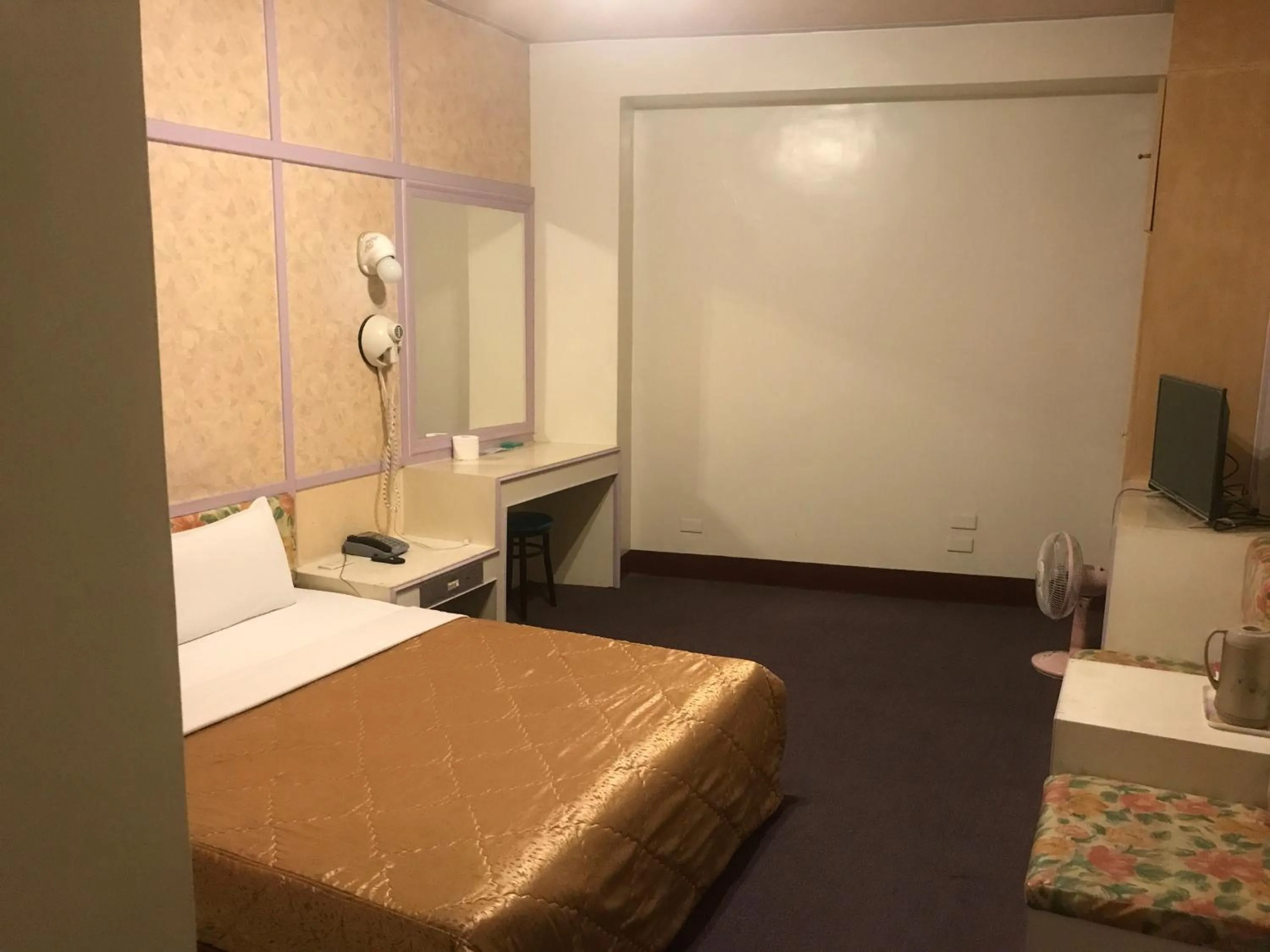 Standard Double Room in Teresa Hotel