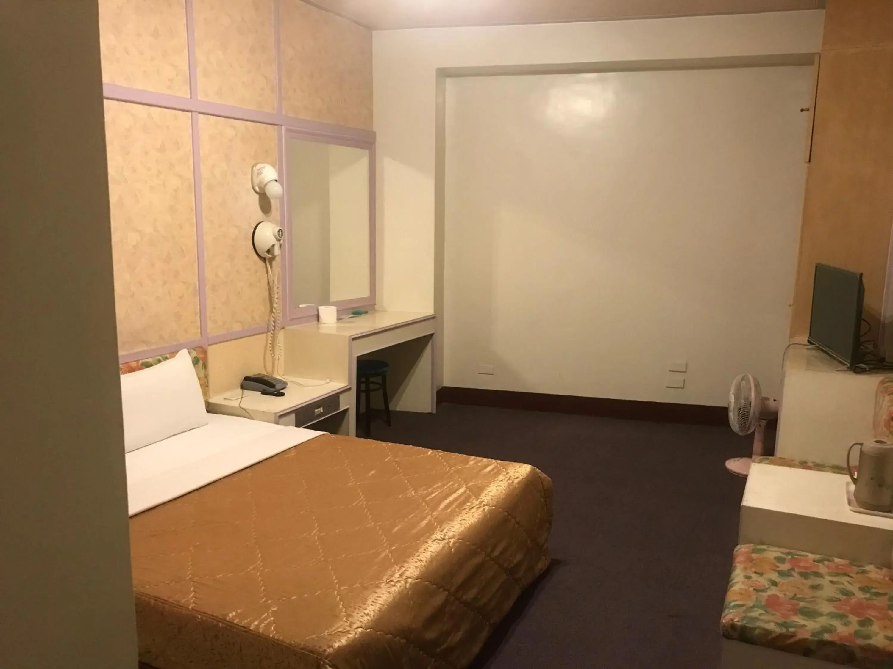 Standard Double Room in Teresa Hotel Standard Double Room in Teresa Hotel