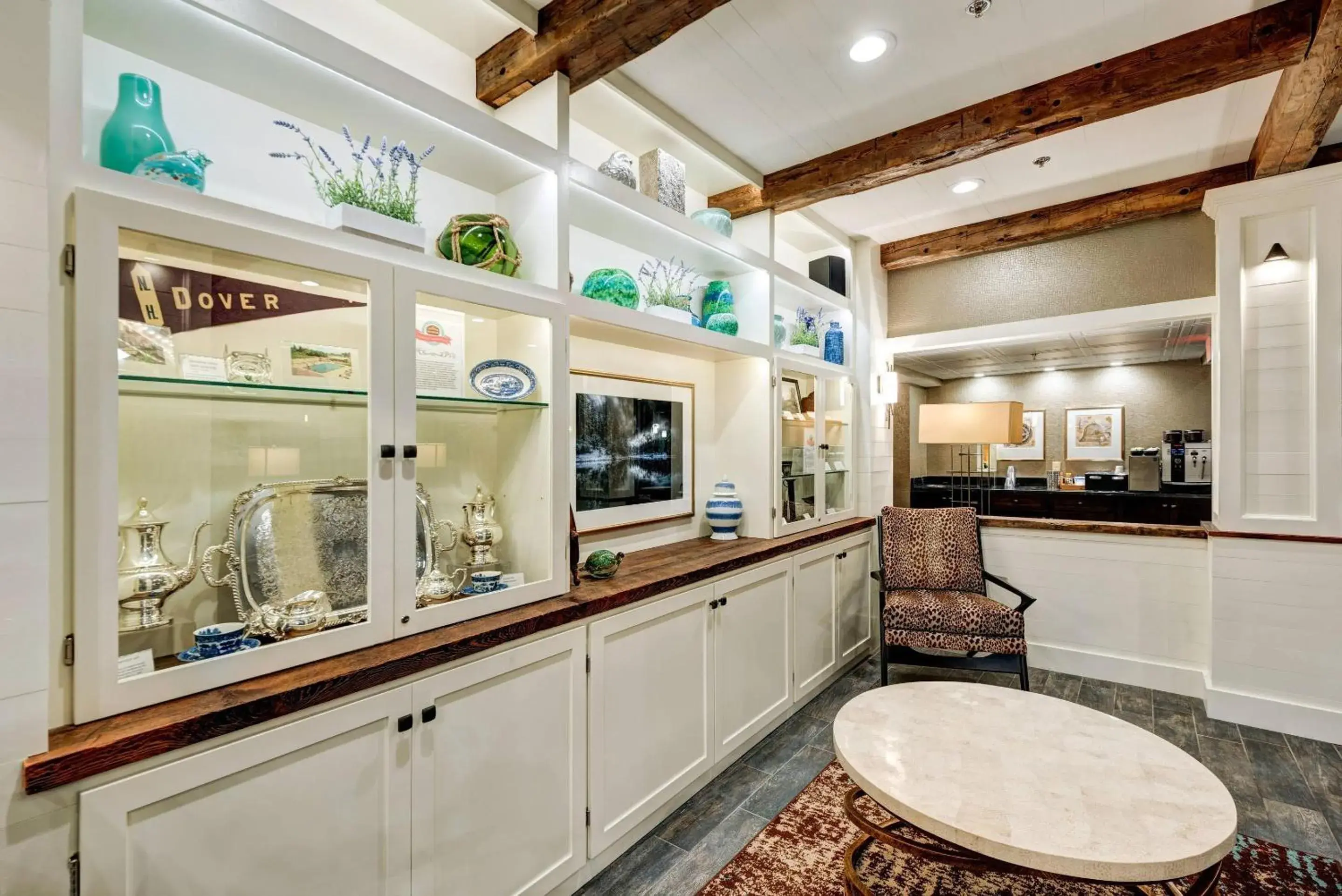 Lobby or reception in Garrison Hotel & Suites Dover-Portsmouth, an Ascend Collection Hotel Lobby or reception in Garrison Hotel & Suites Dover-Portsmouth, an Ascend Collection Hotel