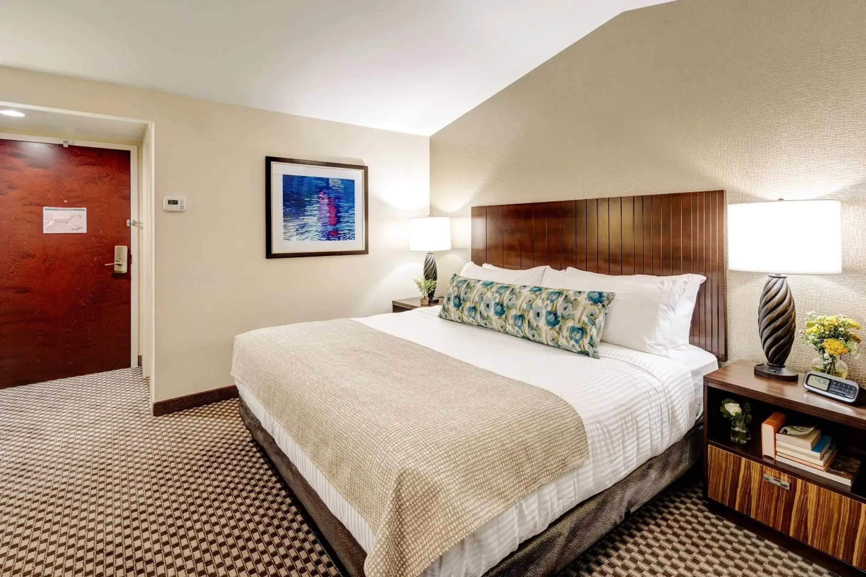 Bedroom, Bed in Garrison Hotel & Suites Dover-Portsmouth, an Ascend Collection Hotel Bedroom, Bed in Garrison Hotel & Suites Dover-Portsmouth, an Ascend Collection Hotel