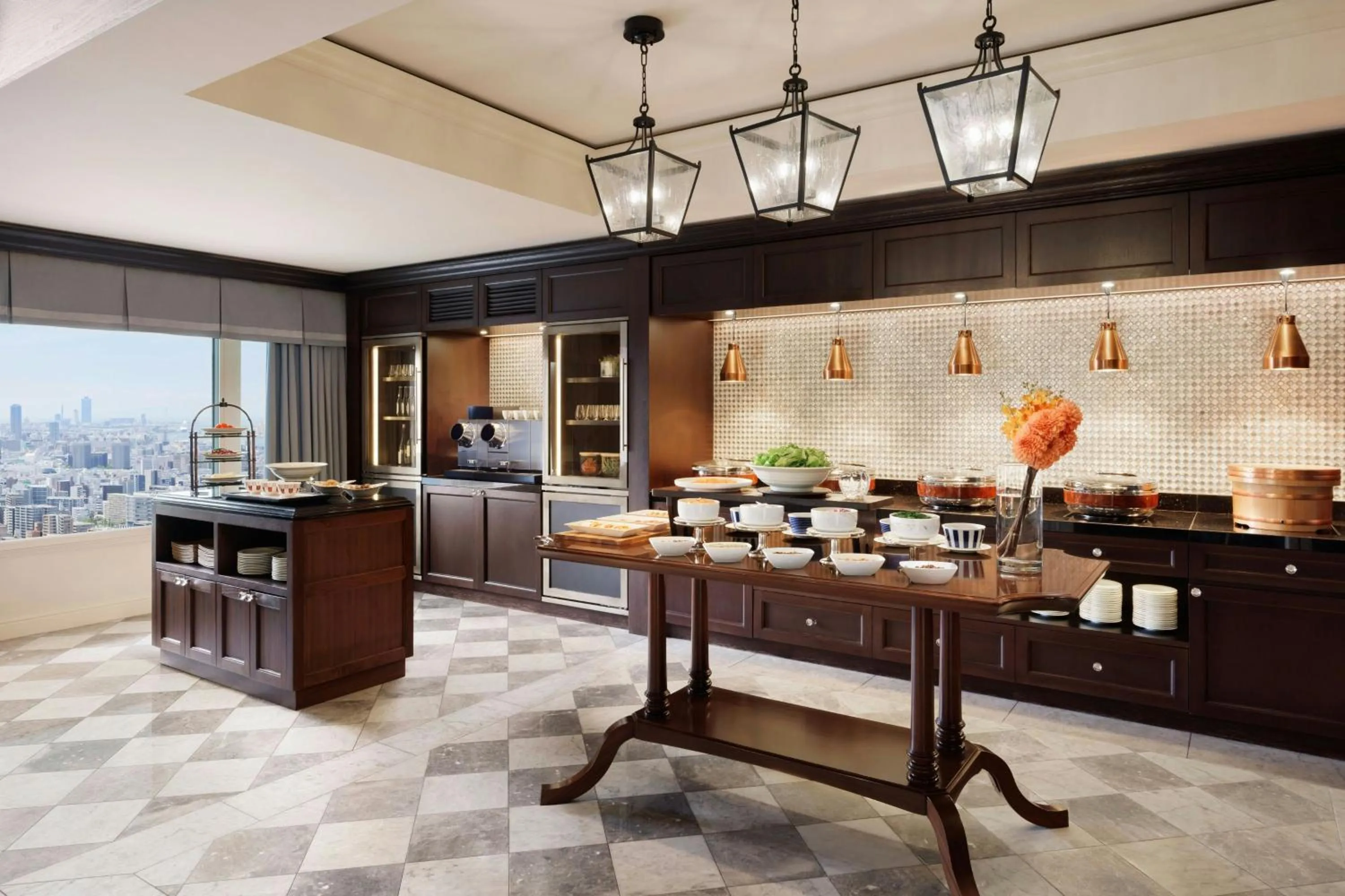 Lounge or bar in The Ritz-Carlton Osaka