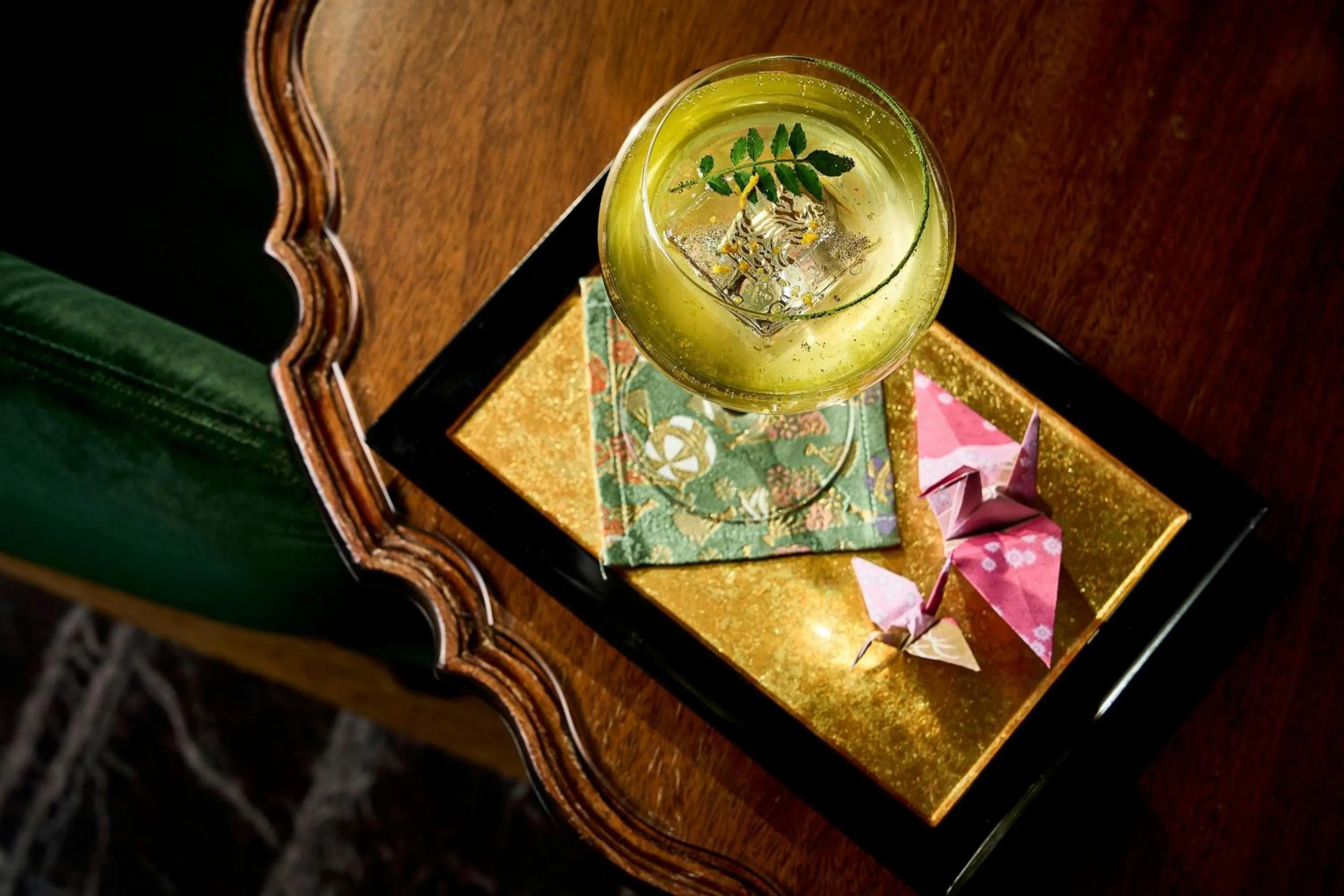 Lounge or bar in The Ritz-Carlton Osaka