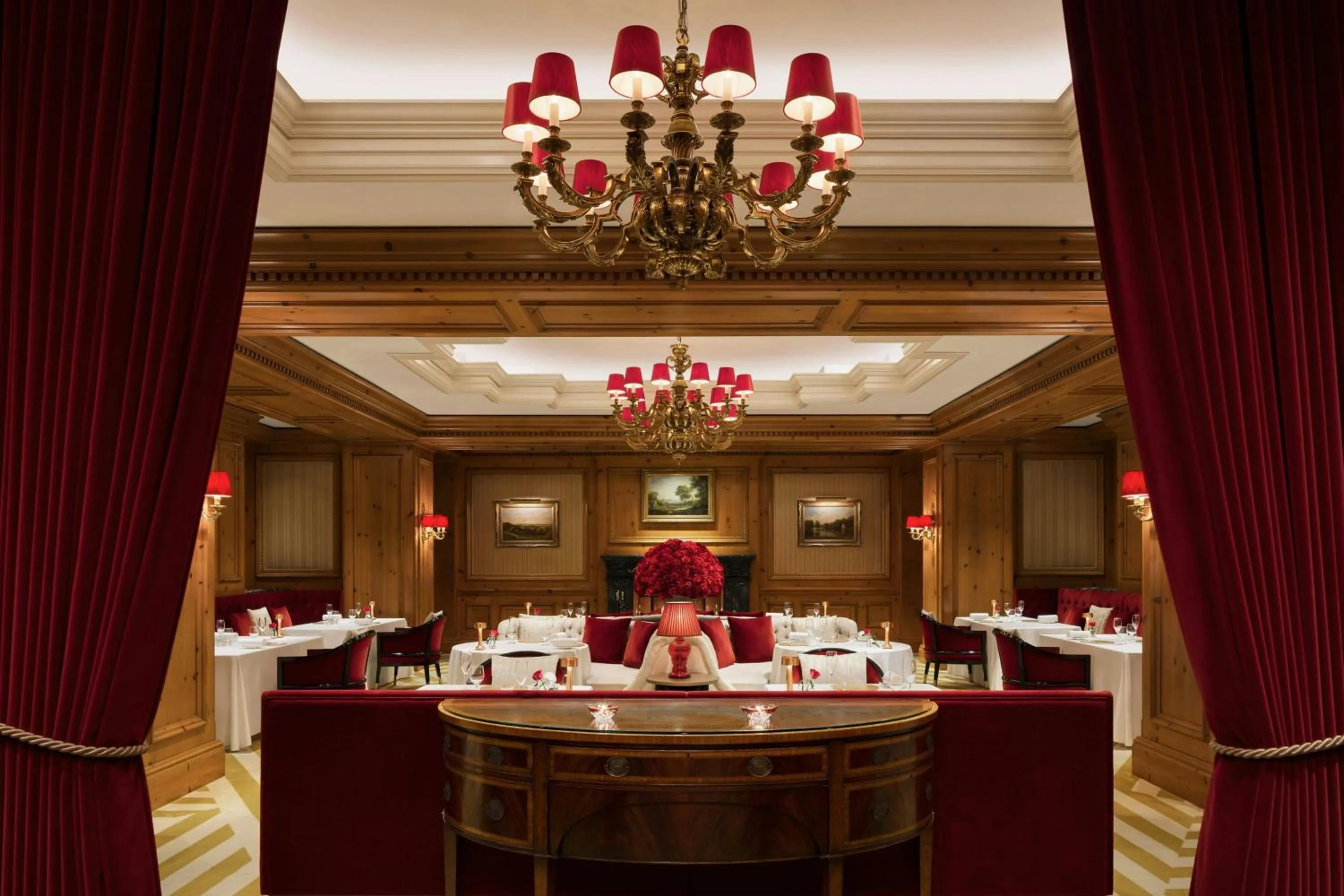 Restaurant/places to eat in The Ritz-Carlton Osaka