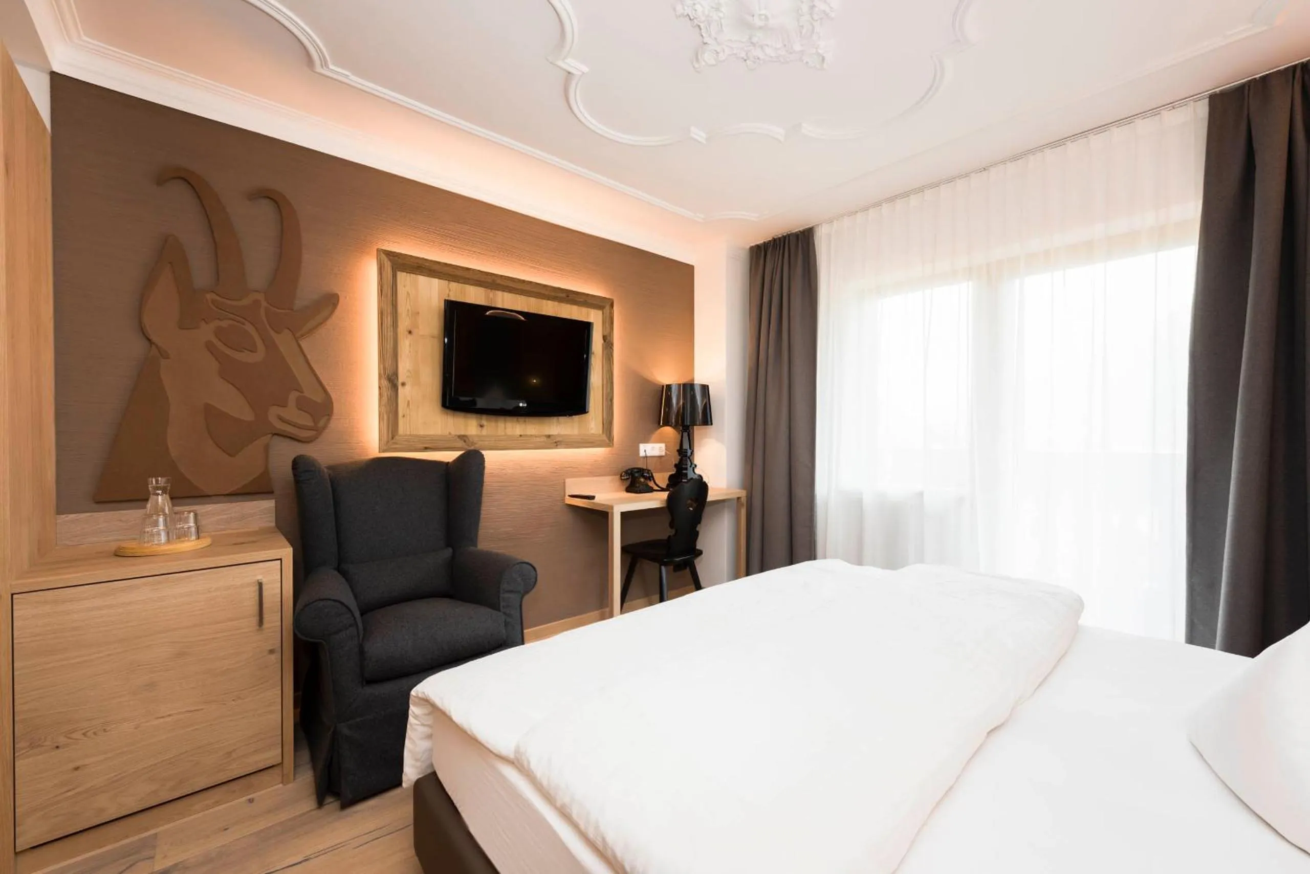 Bedroom, Bed in Hotel Stubaierhof