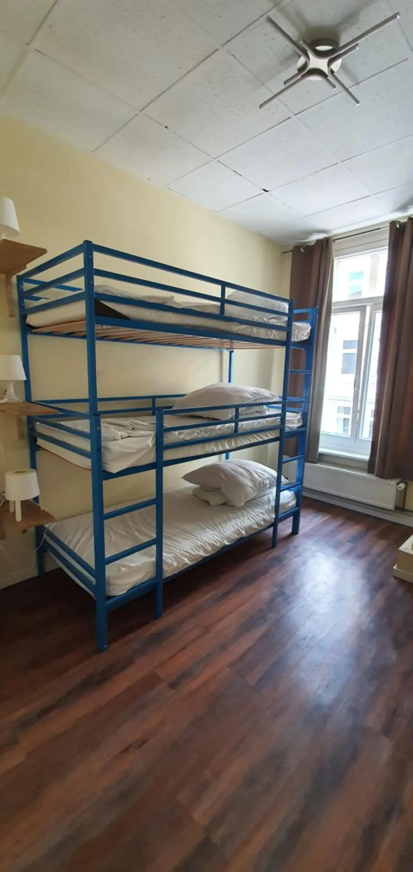 Triple Room with Private Bathroom in Buch-Ein-Bett Hostel Triple Room with Private Bathroom in Buch-Ein-Bett Hostel
