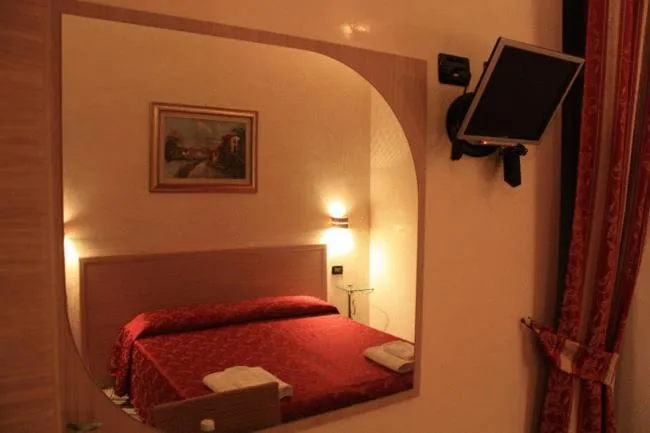Bed in Hotel Campidoglio