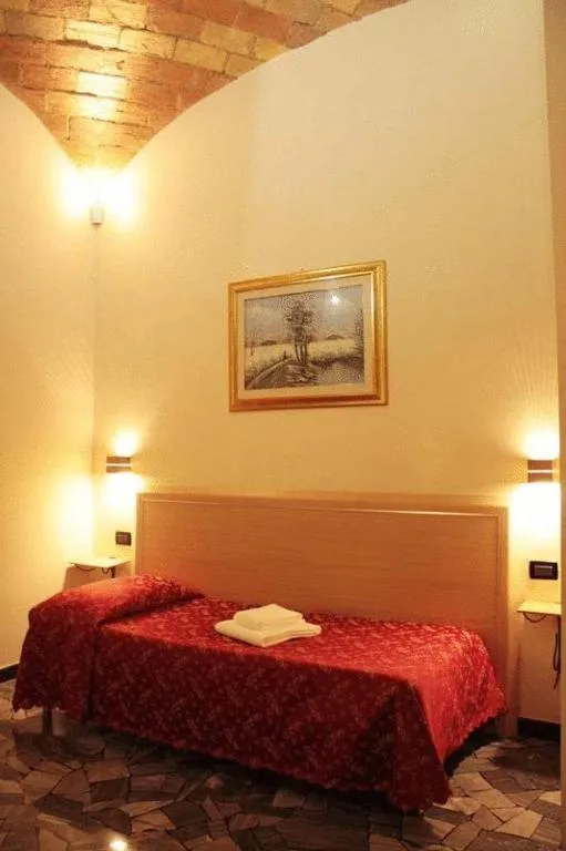 Bed in Hotel Campidoglio