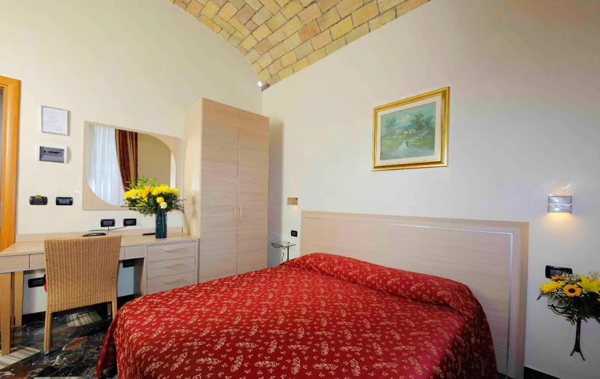 Bed in Hotel Campidoglio